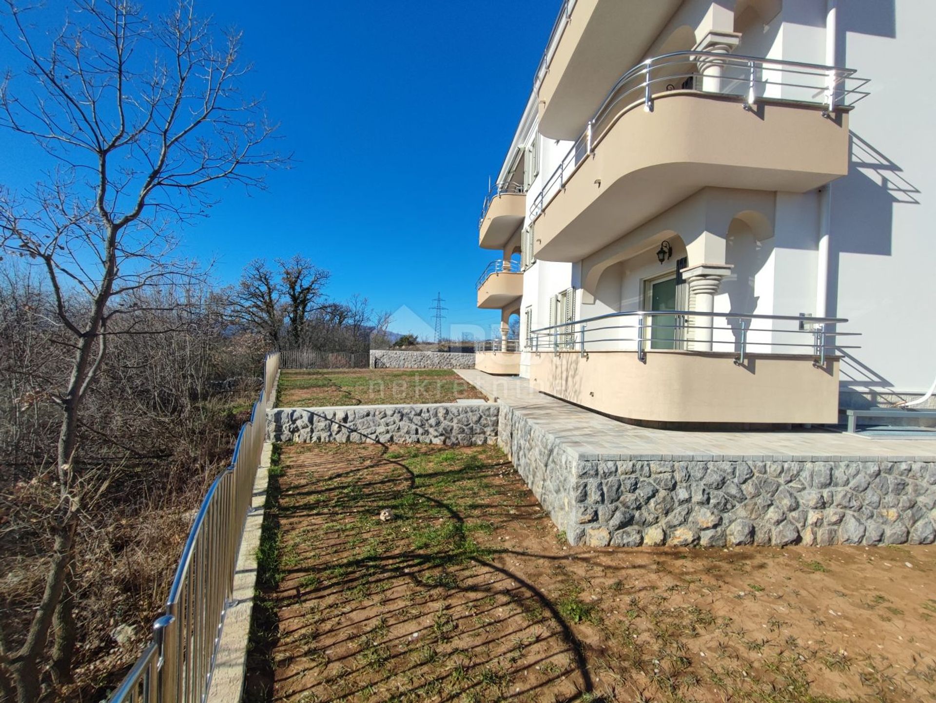 Condominium in Hosti, Primorsko-Goranska Zupanija 11490799