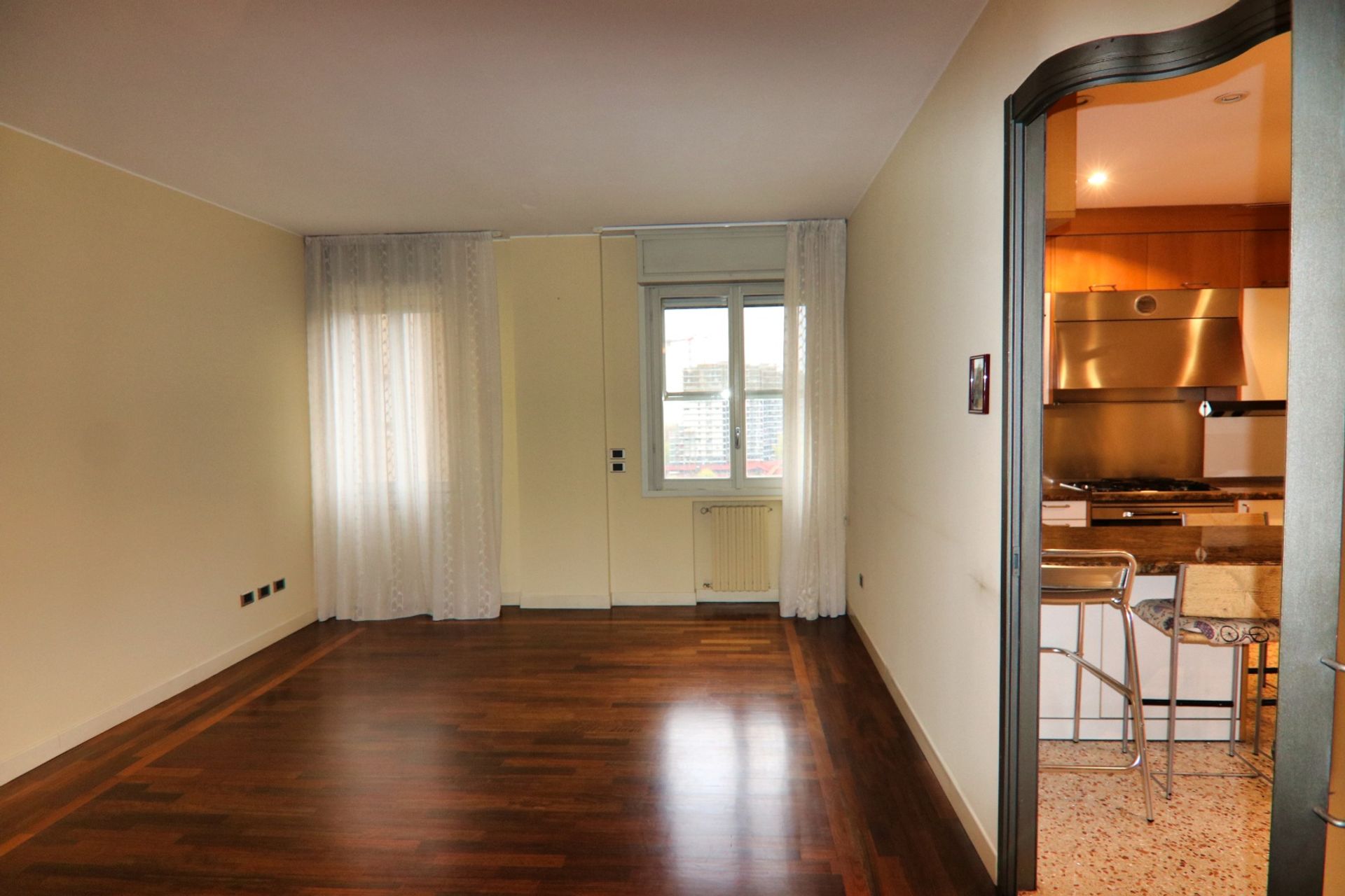 Condominium in Modena, Emilia-Romagna 11490980