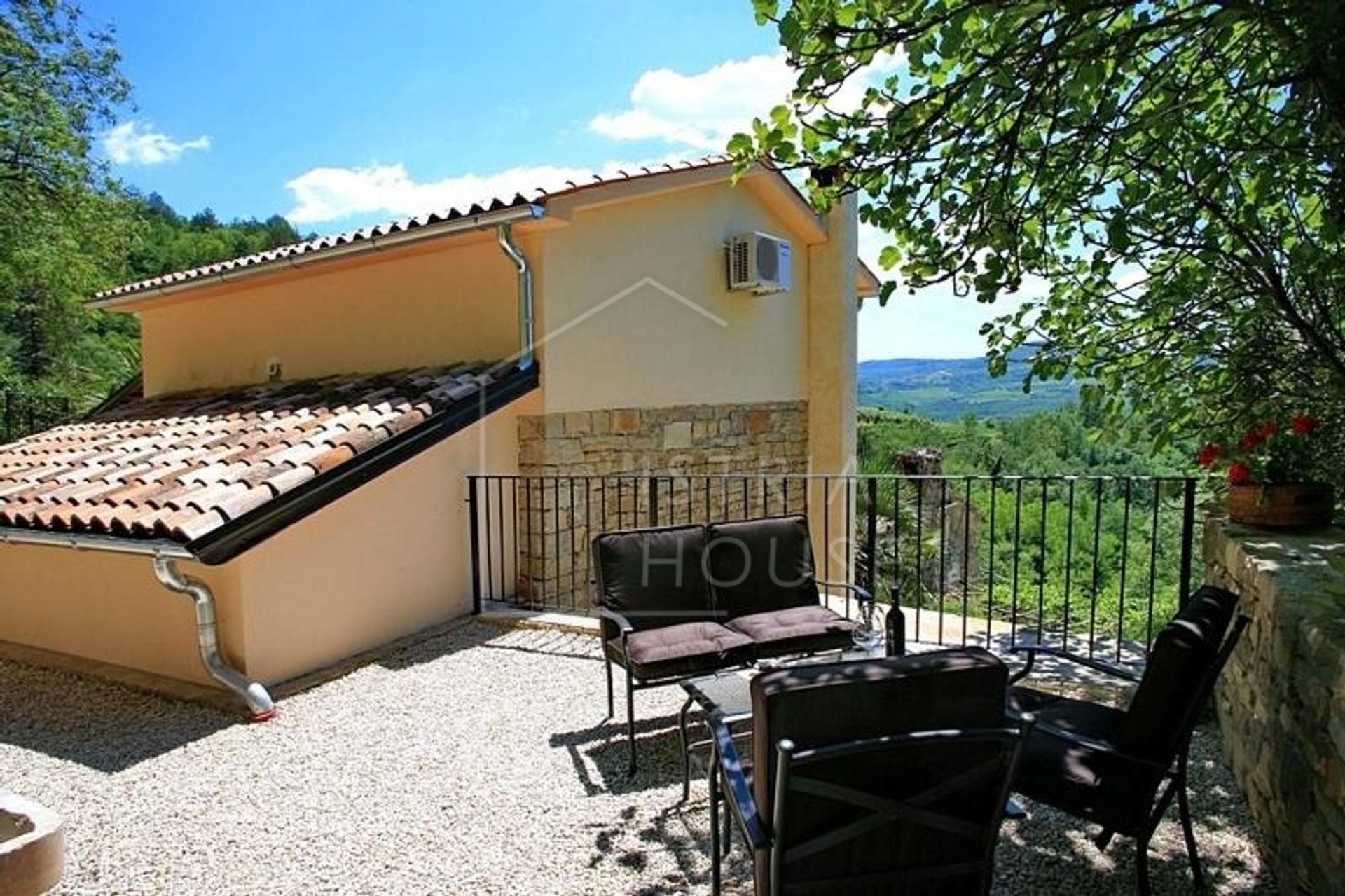 Hus i Motovun, Istria County 11491843