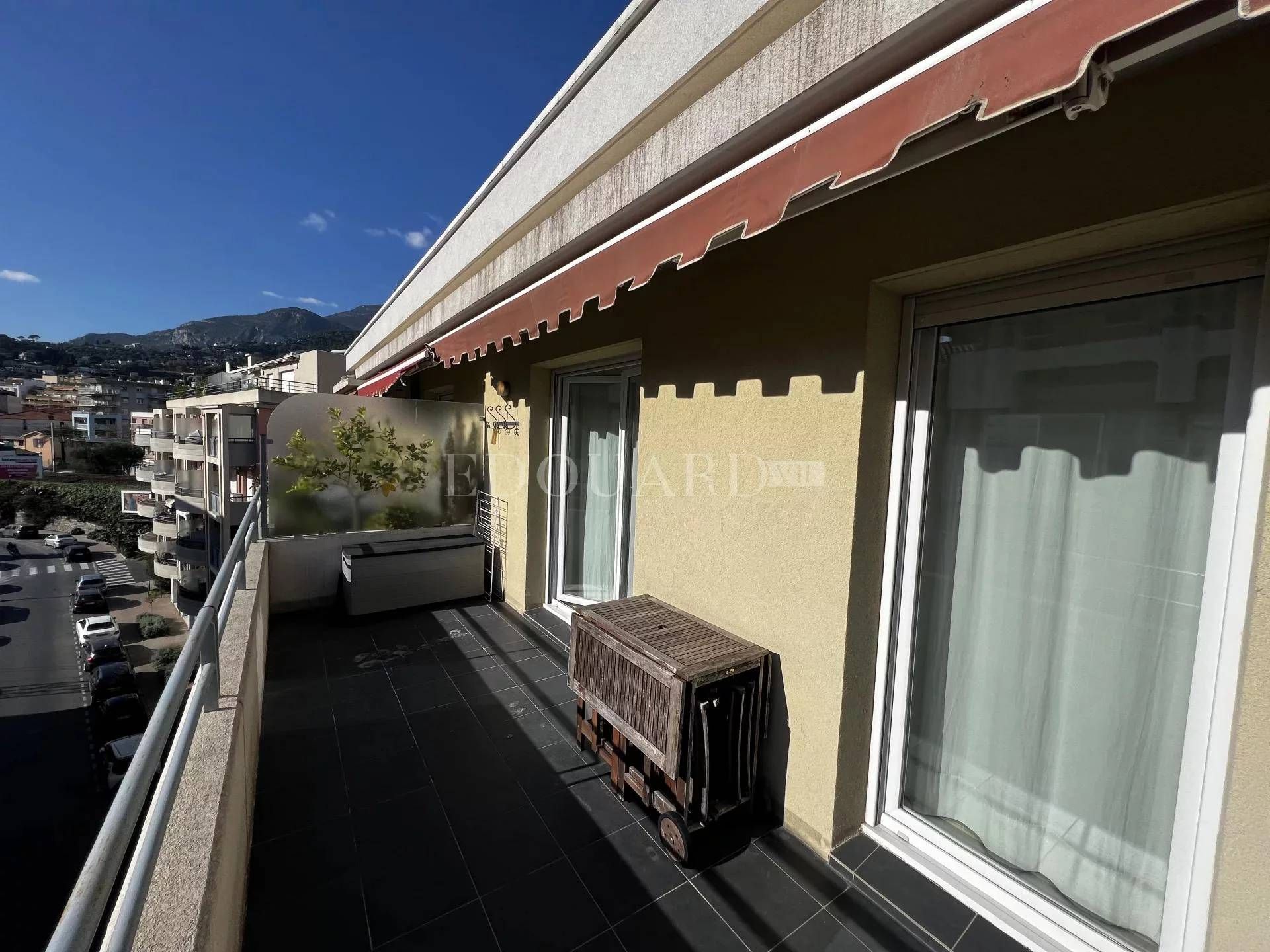 Condominium in Menton, Provence-Alpes-Cote d'Azur 11492369