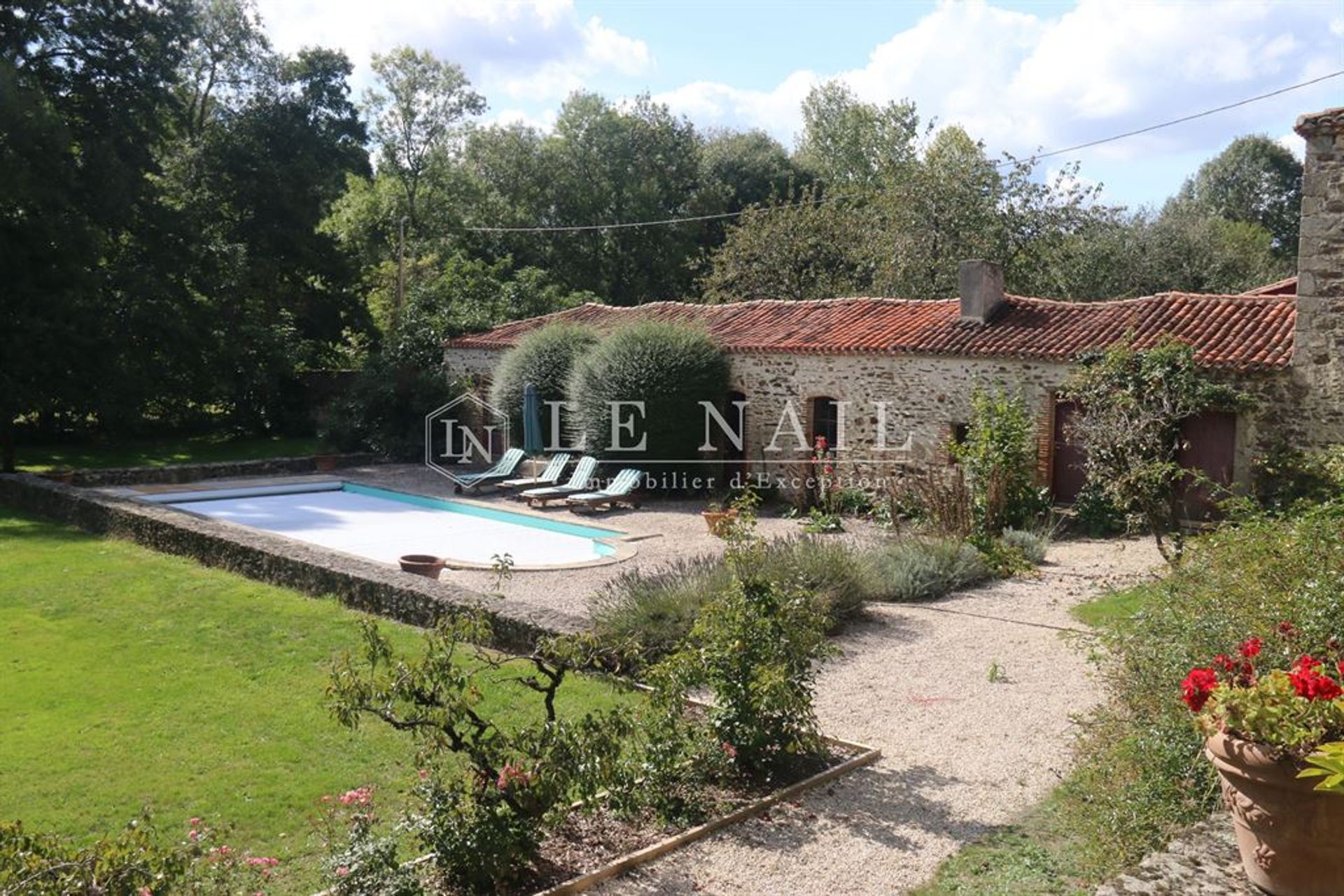 House in Les Herbiers, Pays de la Loire 11493957