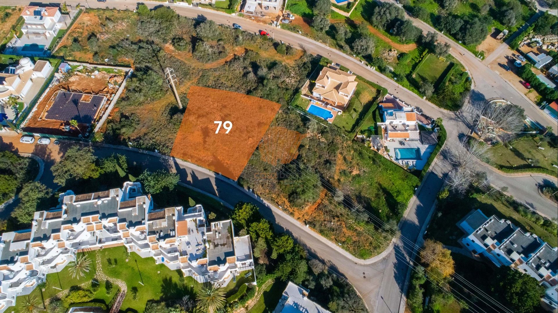 Land in Albufeira, Faro District 11496047