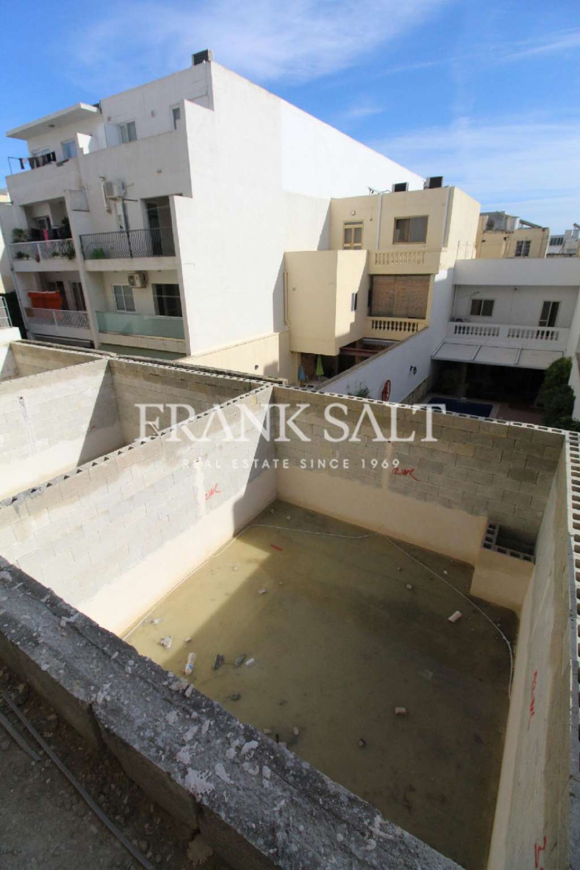 Condominium in Attard,  11496085