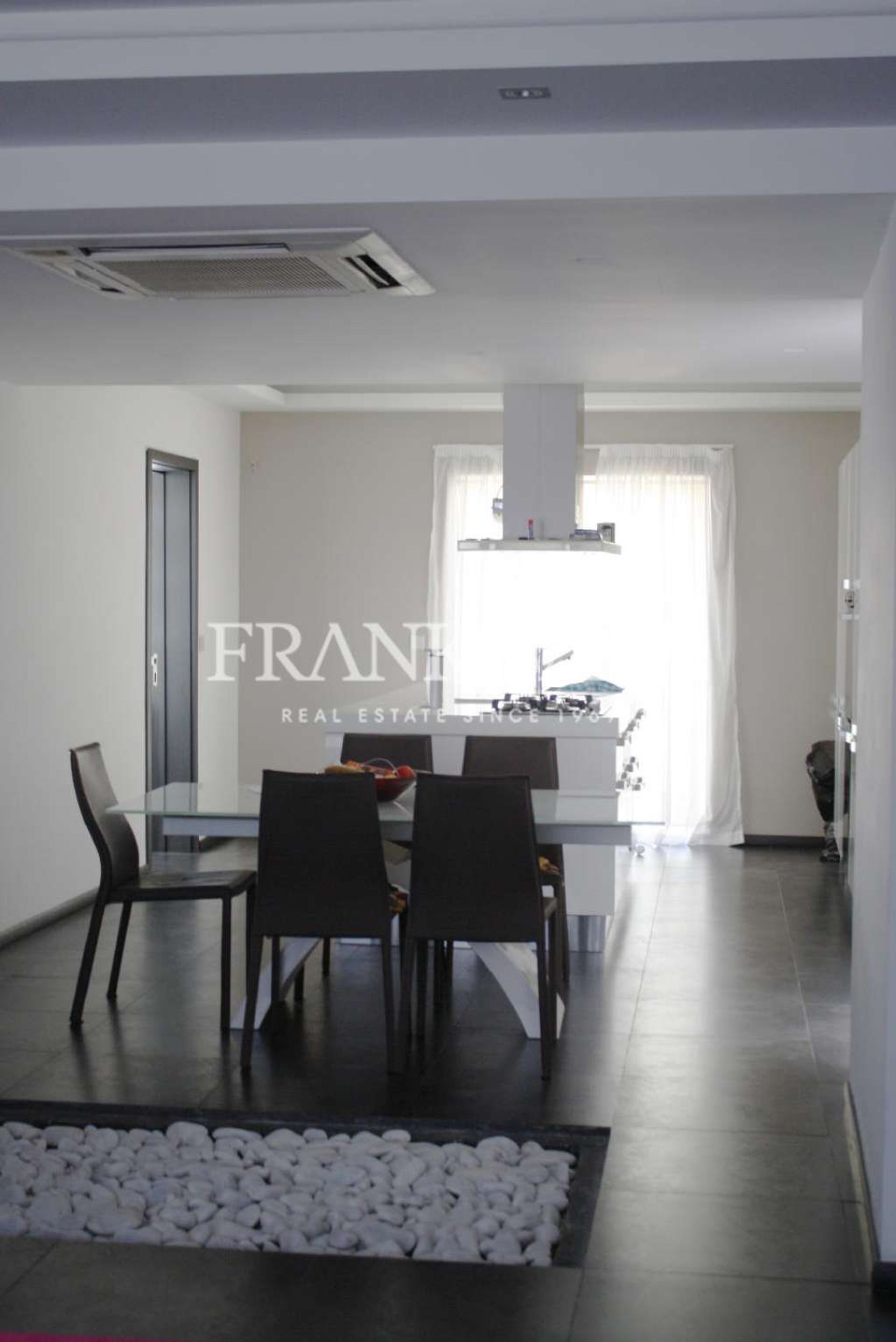 Condominio en Msida,  11496755