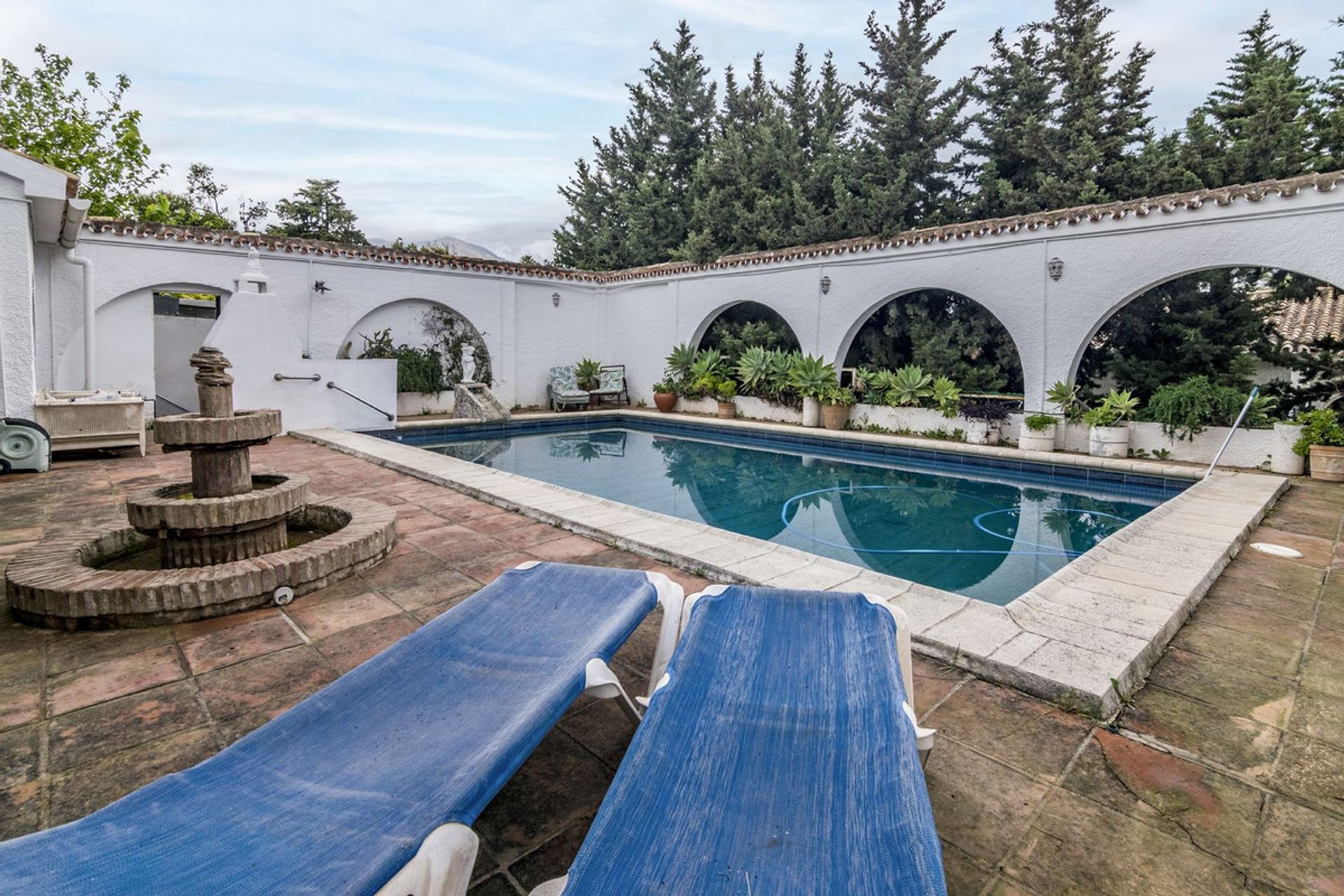 Rumah di Estepona, Andalusia 11496853