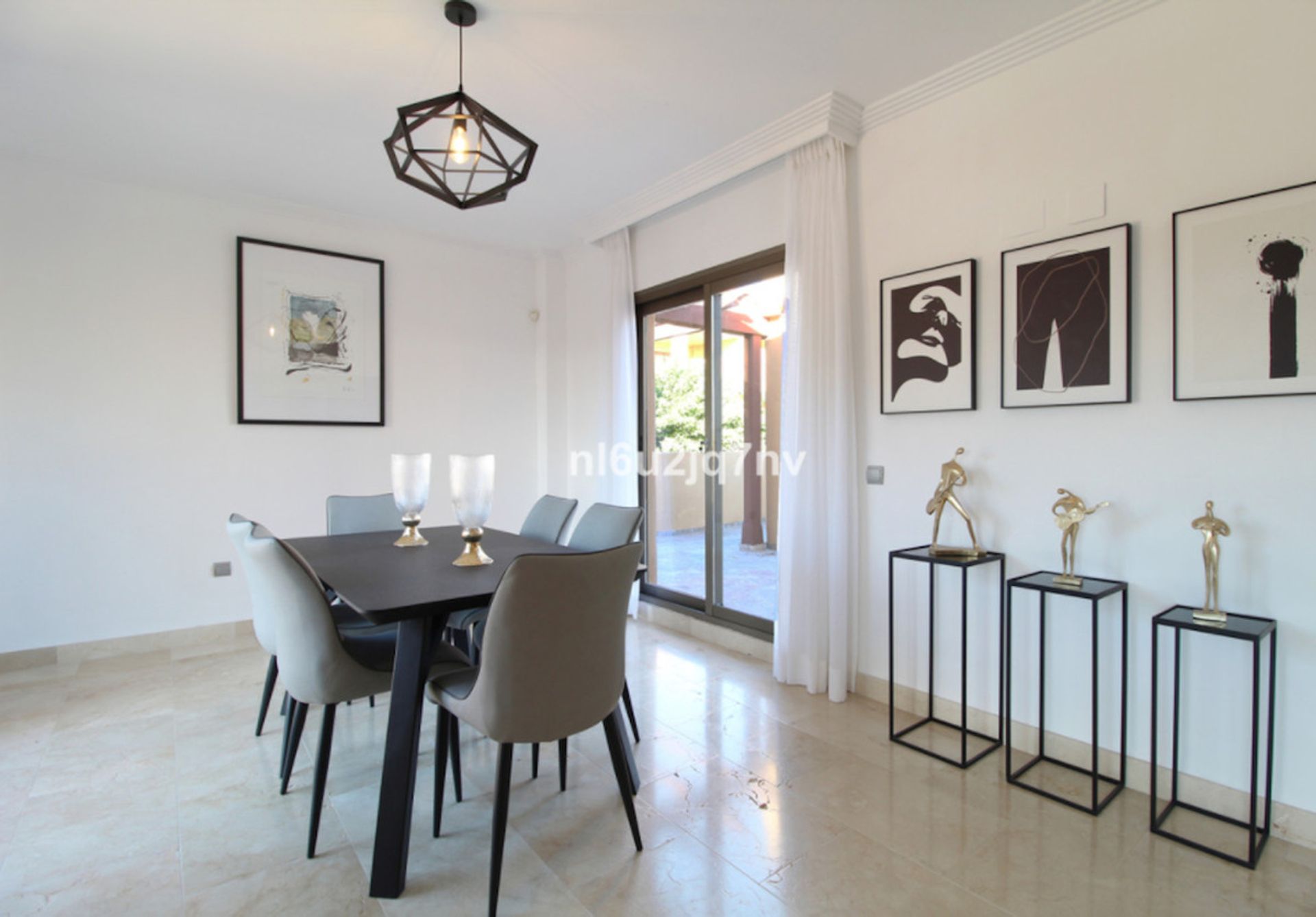 Condominium in Benahavís, Andalucía 11497235