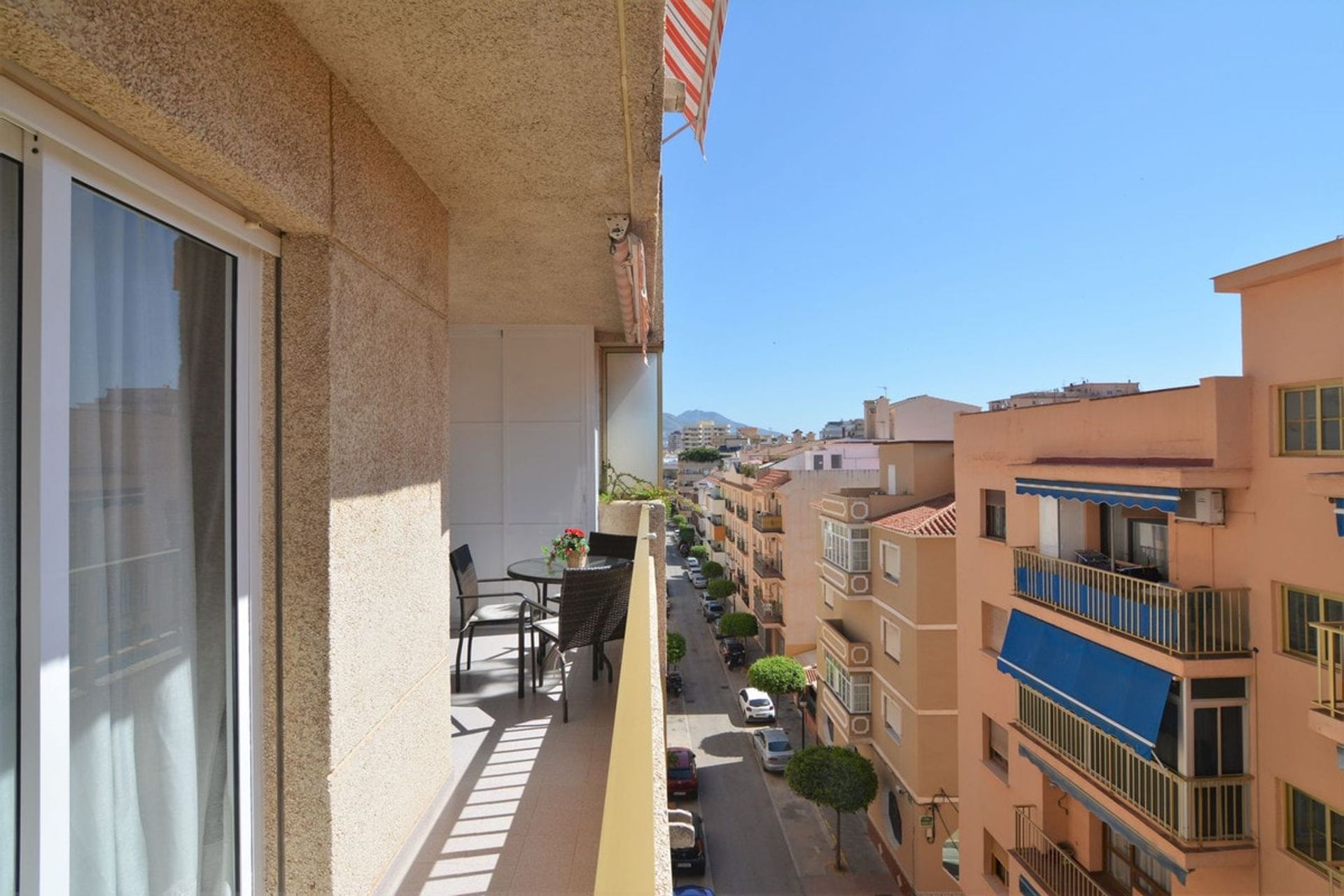 Condominium in Fuengirola, Andalusia 11497627