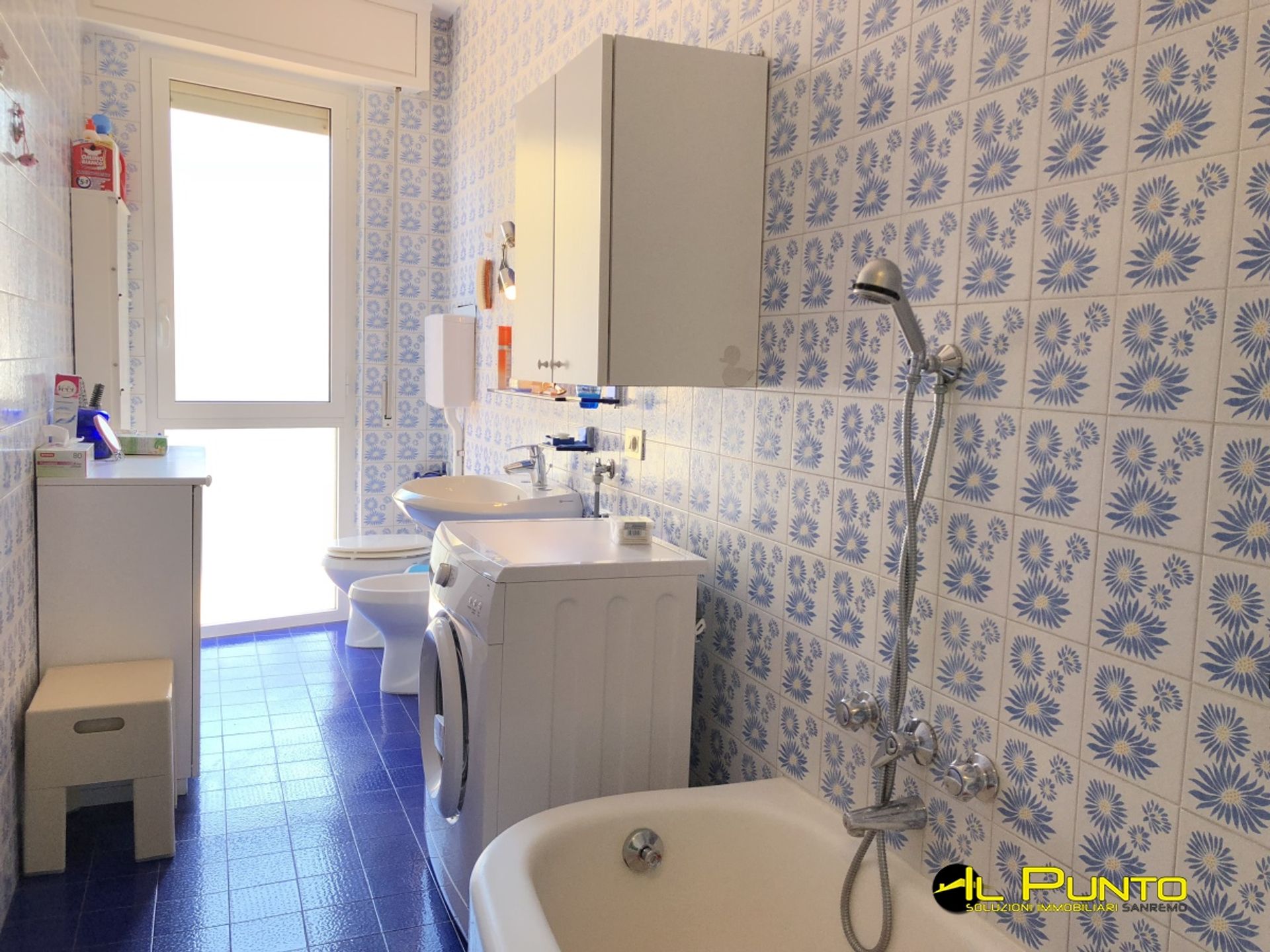 Condominio nel , Liguria 11497800