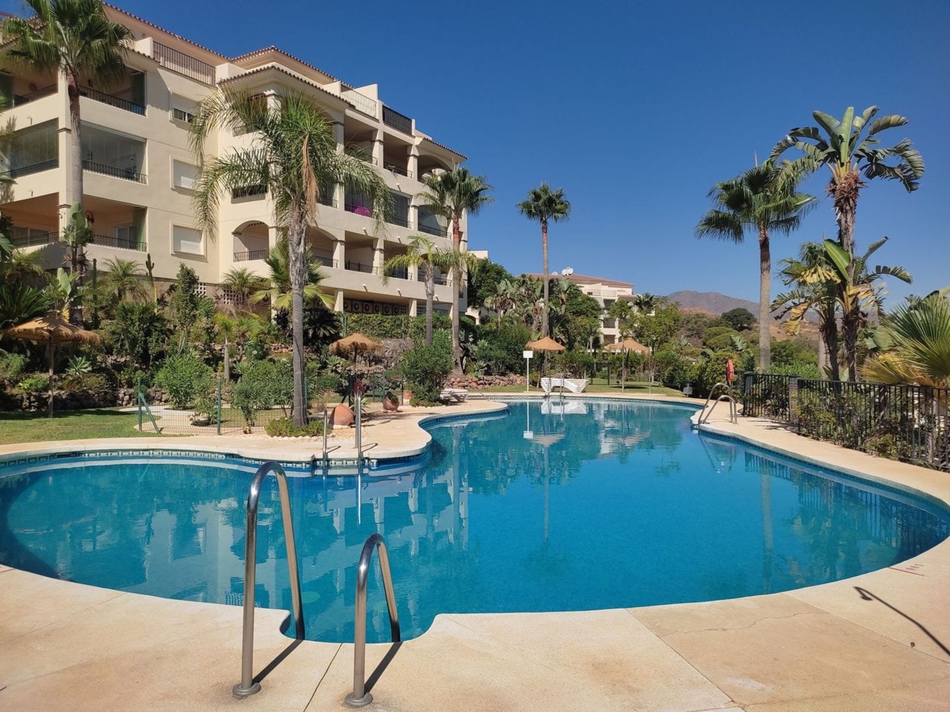 Condominio en Fuengirola, Andalucía 11499686