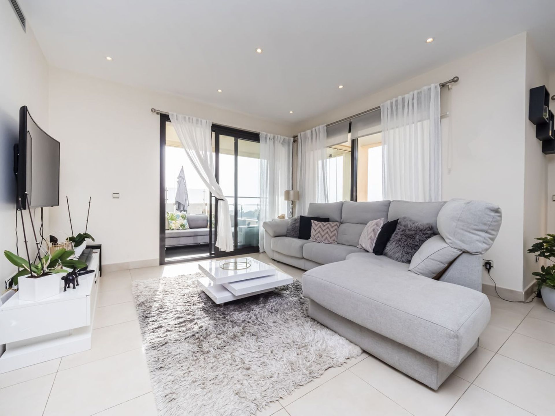 Condominium in Marbella, Andalucía 11500401