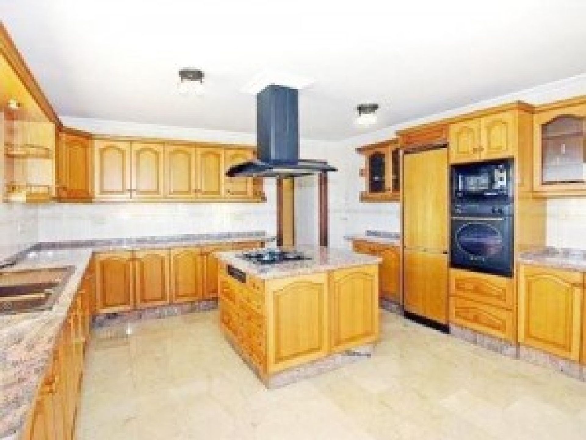 Huis in Foyes Blanche, Valencia 11501312