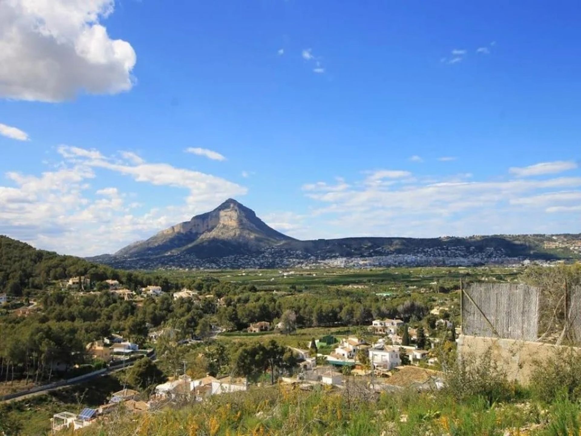 Land in Dénia, Comunidad Valenciana 11501396