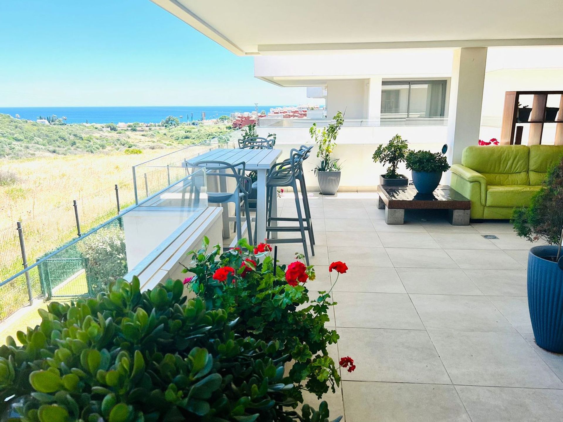 Condominium in Estepona, Andalusië 11502046