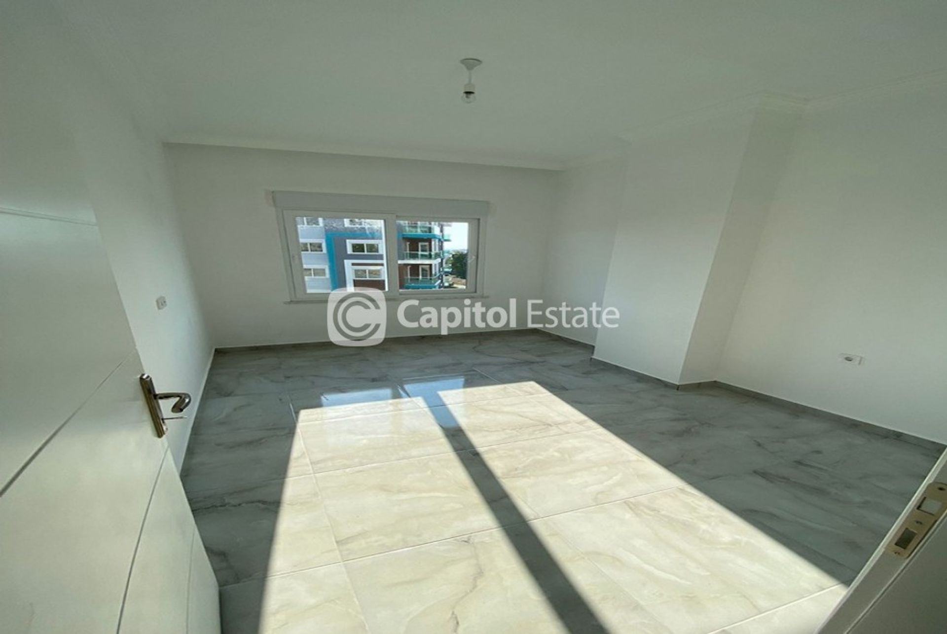 Condominium dans Oba, Antalya 11502351