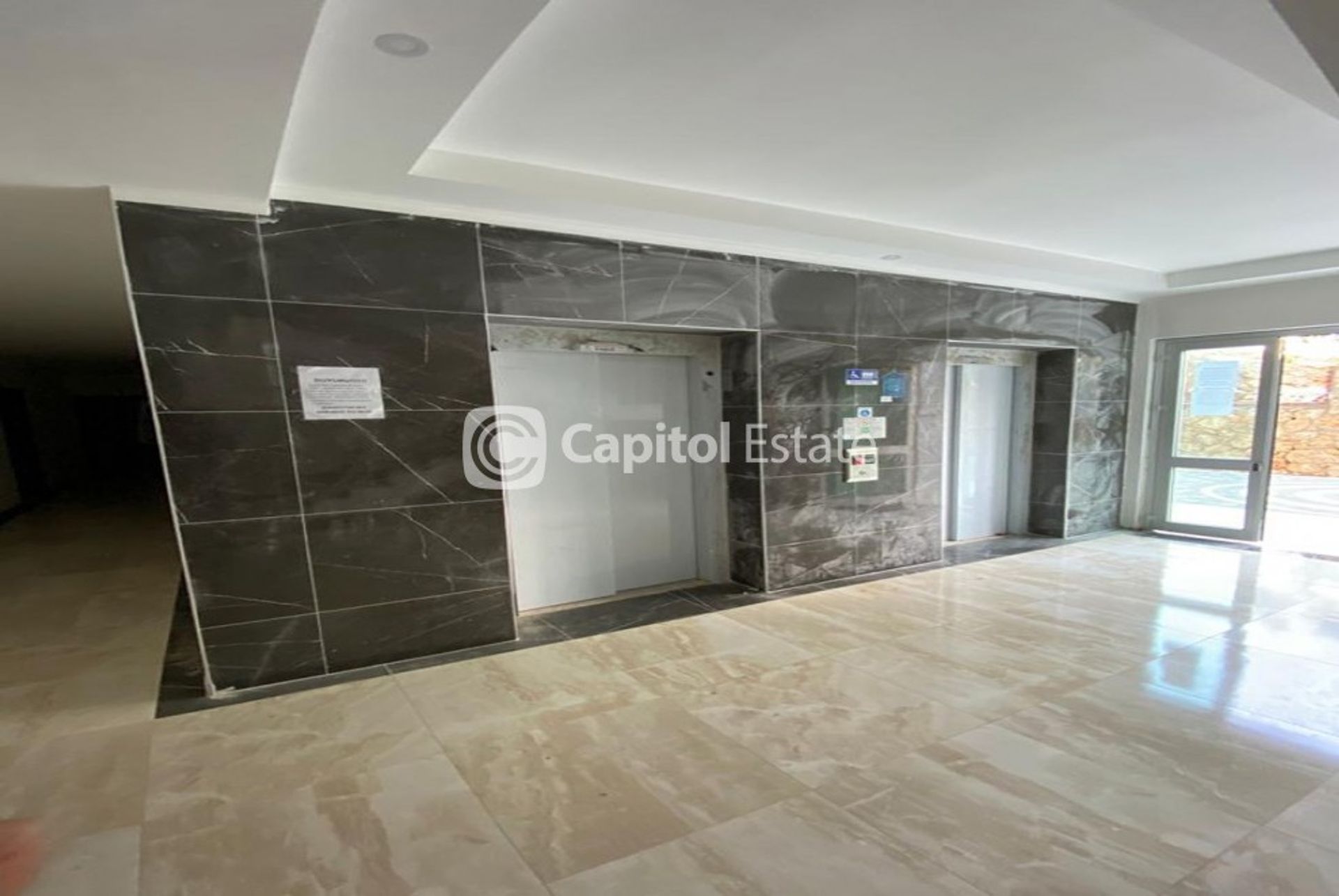 Condominium dans Oba, Antalya 11502351