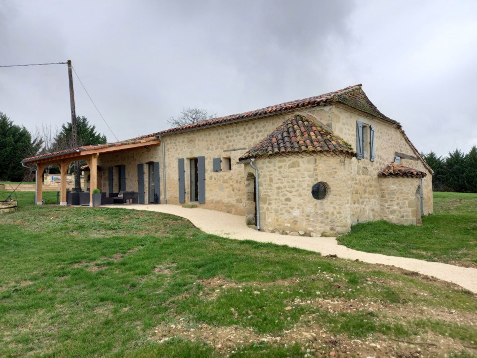 Hus i Saint-Colomb-de-Lauzun, Nouvelle-Aquitaine 11502404