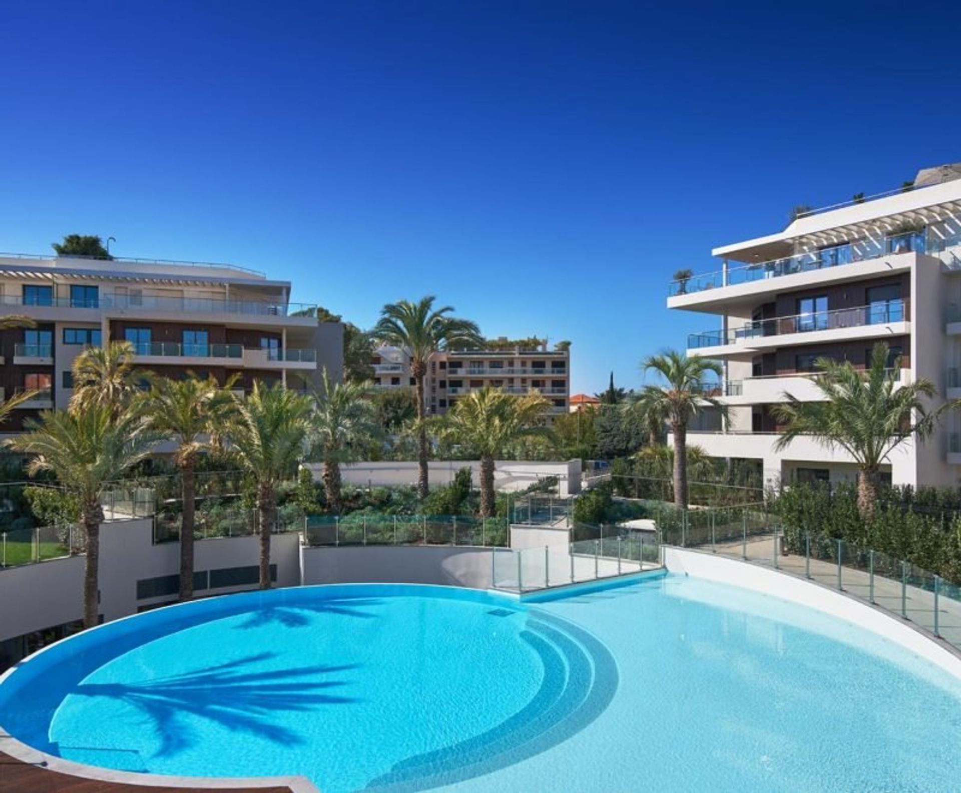 Condominio nel Antibes, Alpes-Maritimes 11502461