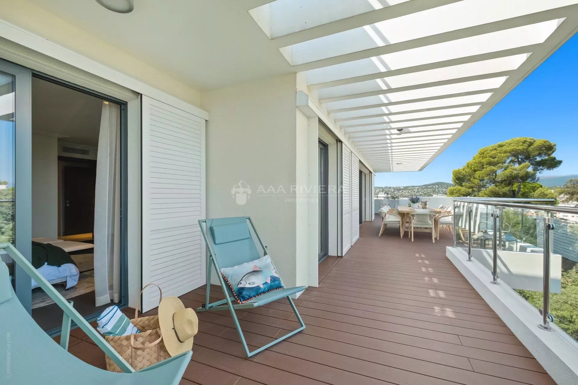 Condominio nel Antibes, Alpes-Maritimes 11502461