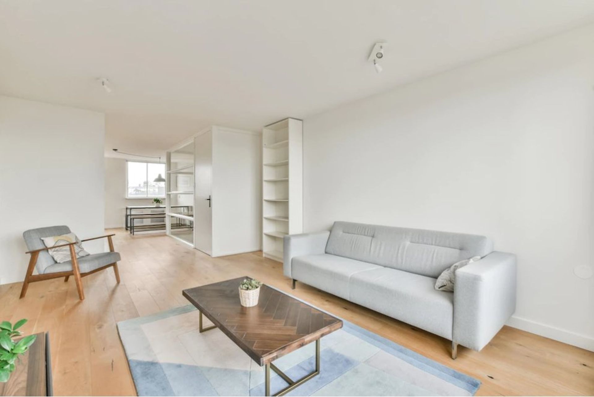 Residential in Montrouge, Hauts-de-Seine 11502495