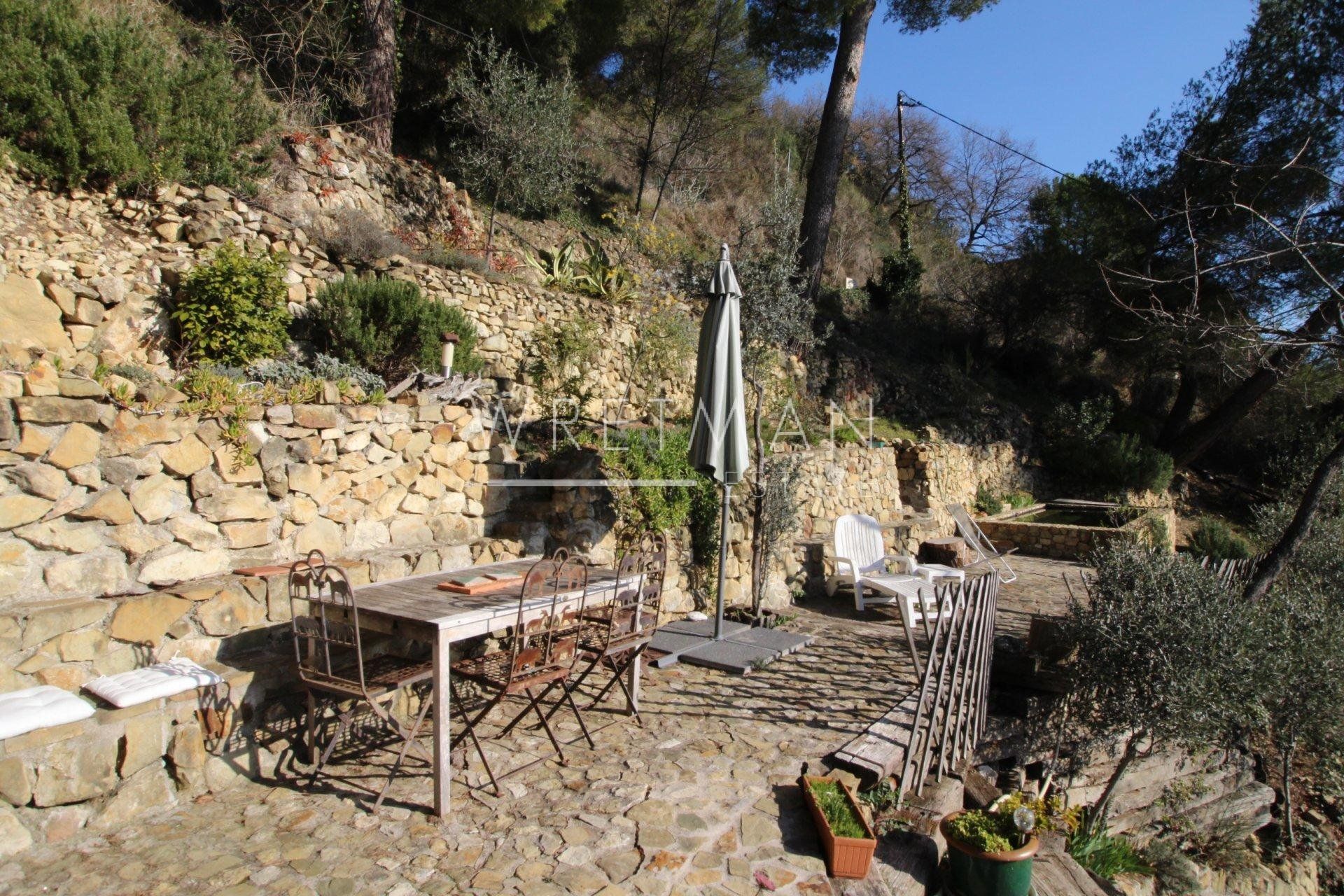 casa en Castellar, Alpes-Maritimes 11502576