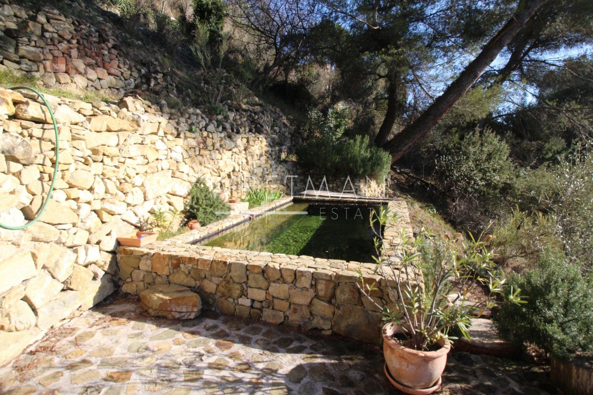 casa en Castellar, Alpes-Maritimes 11502576