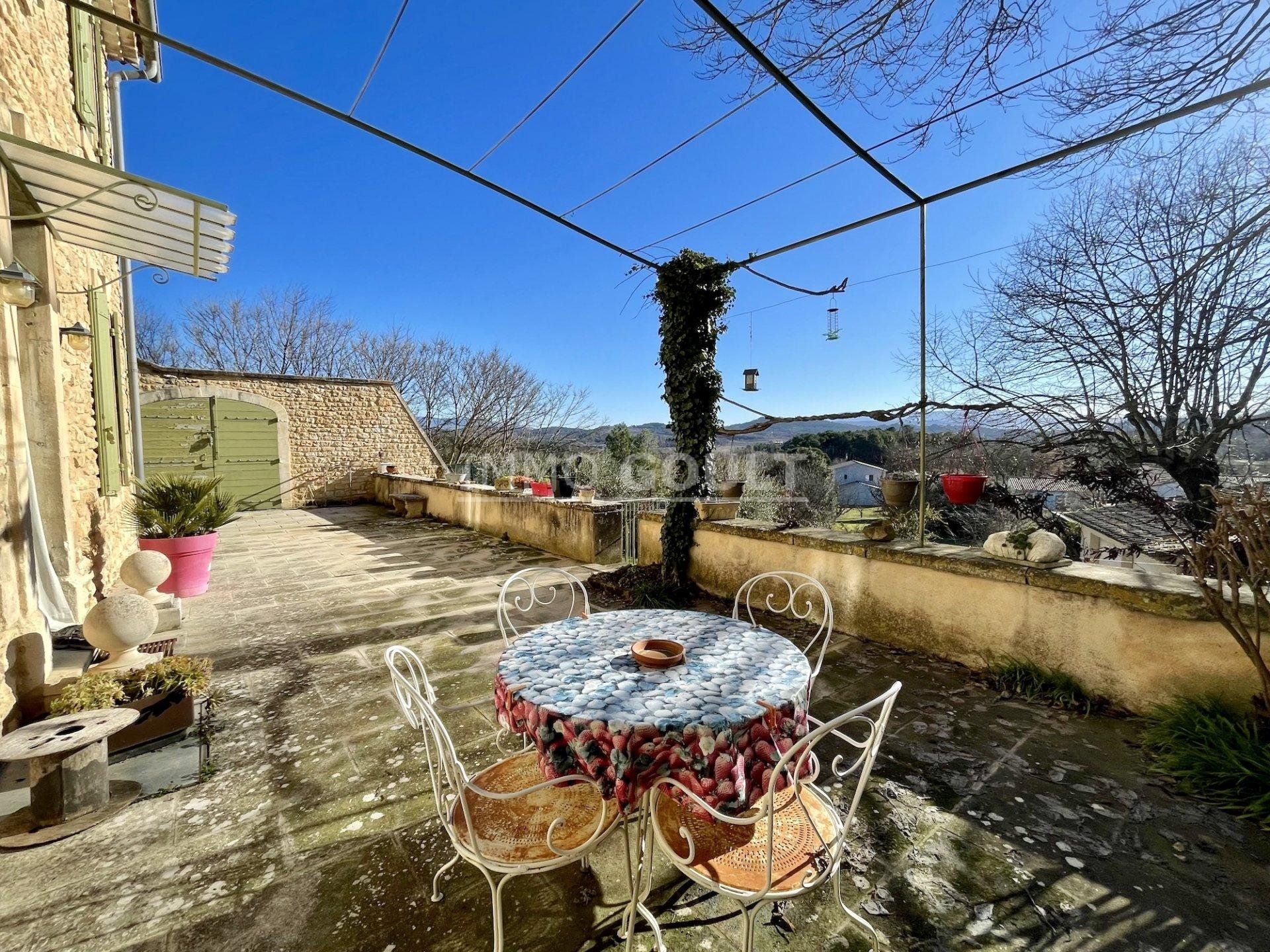 Hus i Saint-Pantaleon, Provence-Alpes-Cote d'Azur 11502676