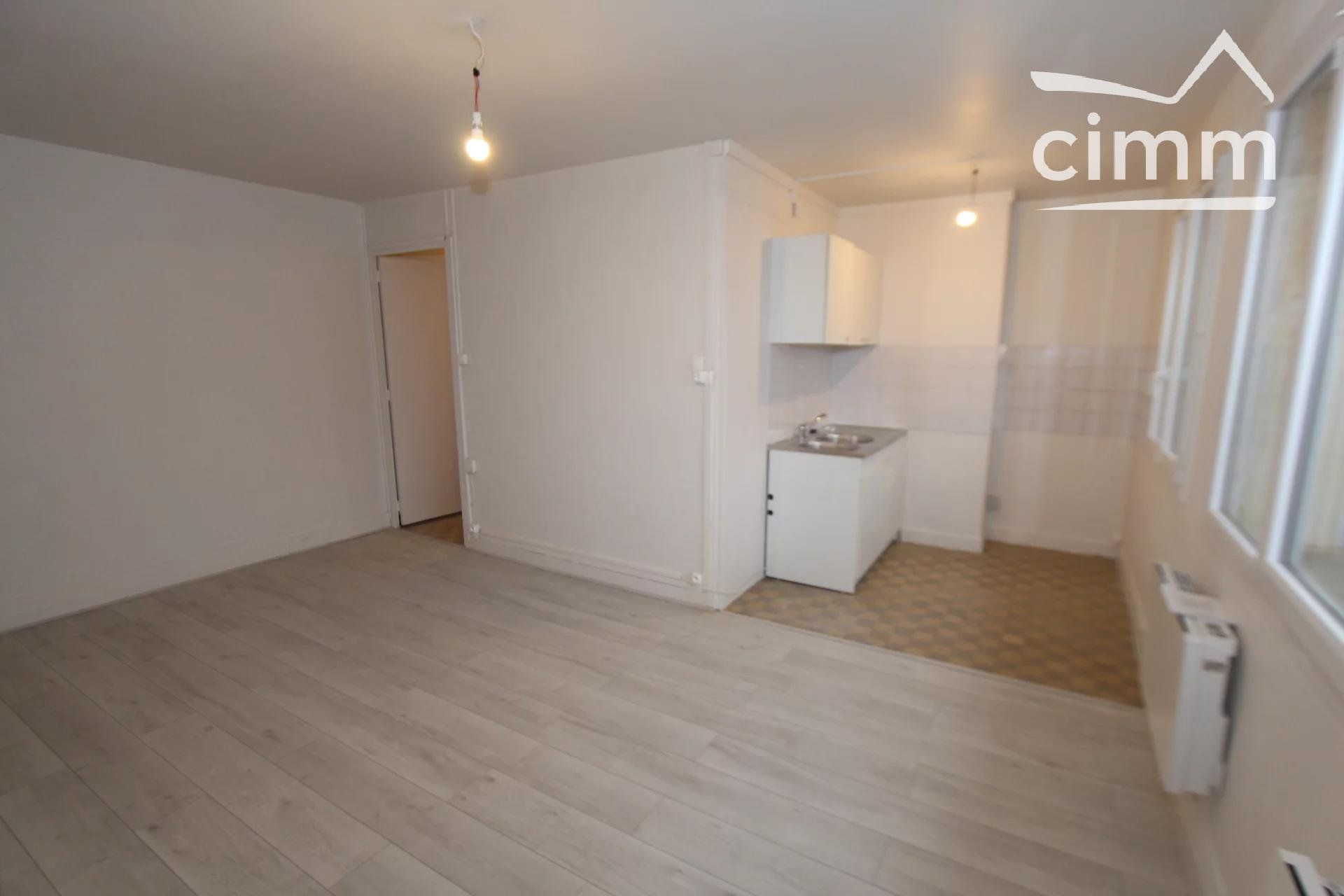 Condominium in La Tronché, Auvergne-Rhône-Alpes 11502791