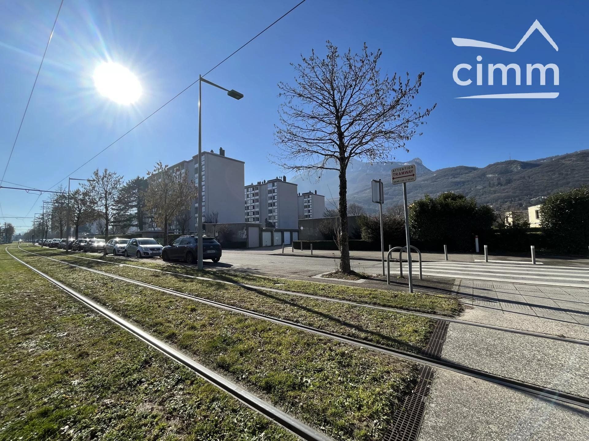 Otro en Seyssinet, Auvernia-Ródano-Alpes 11502860