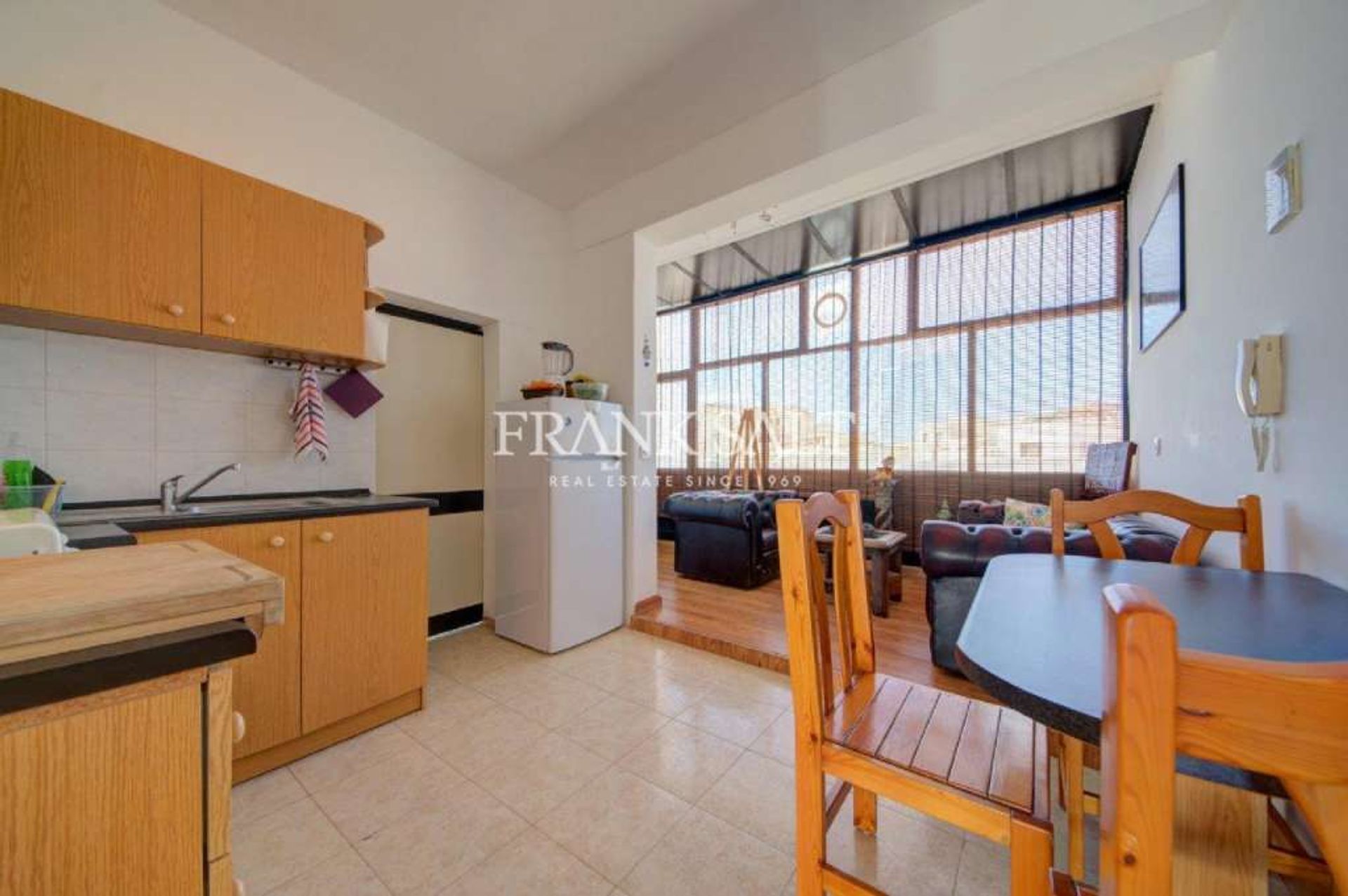 Condominium dans Qala, Qala 11504277