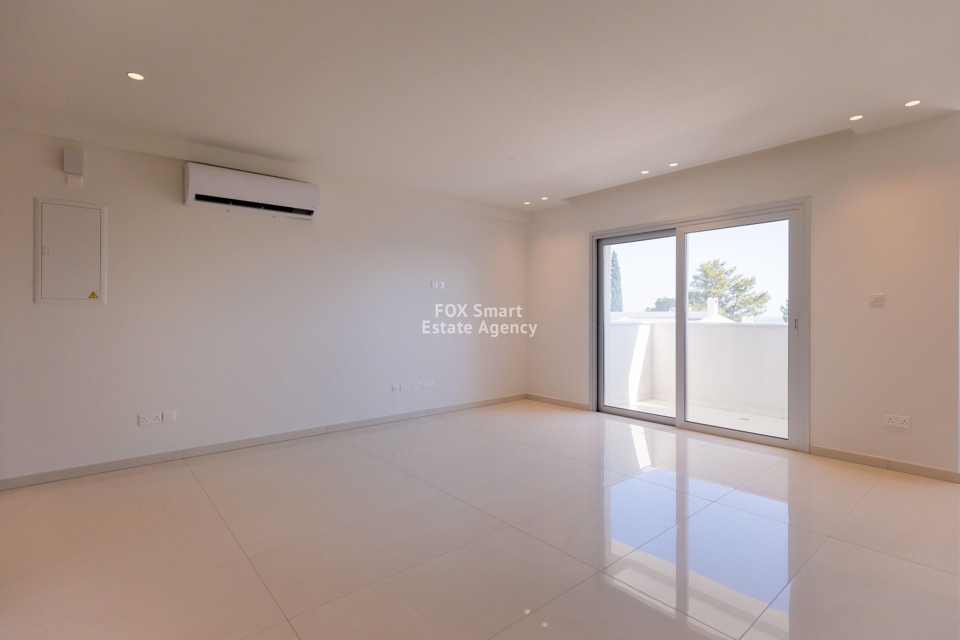 Condominium in Mesa Geitonia, Lemesos 11504533