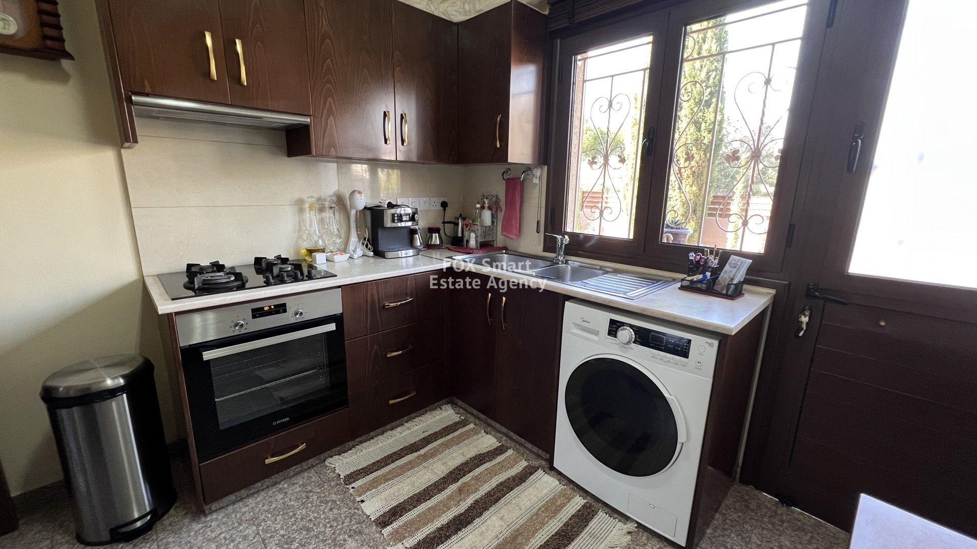 Rumah di Kato Polemidia, Limassol 11504649