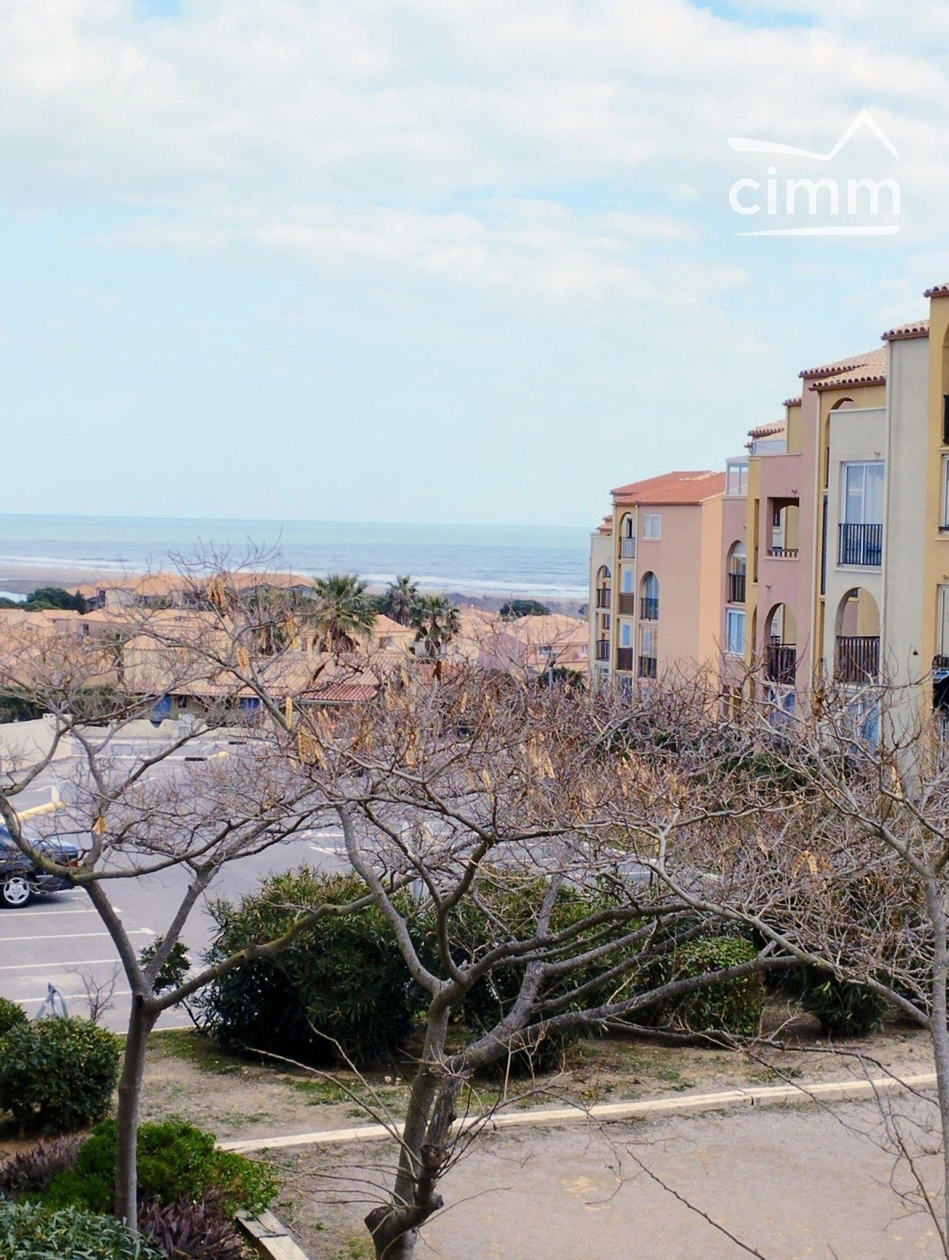 Condominium in Saint-Pierre-la-Mer, Aude 11505141