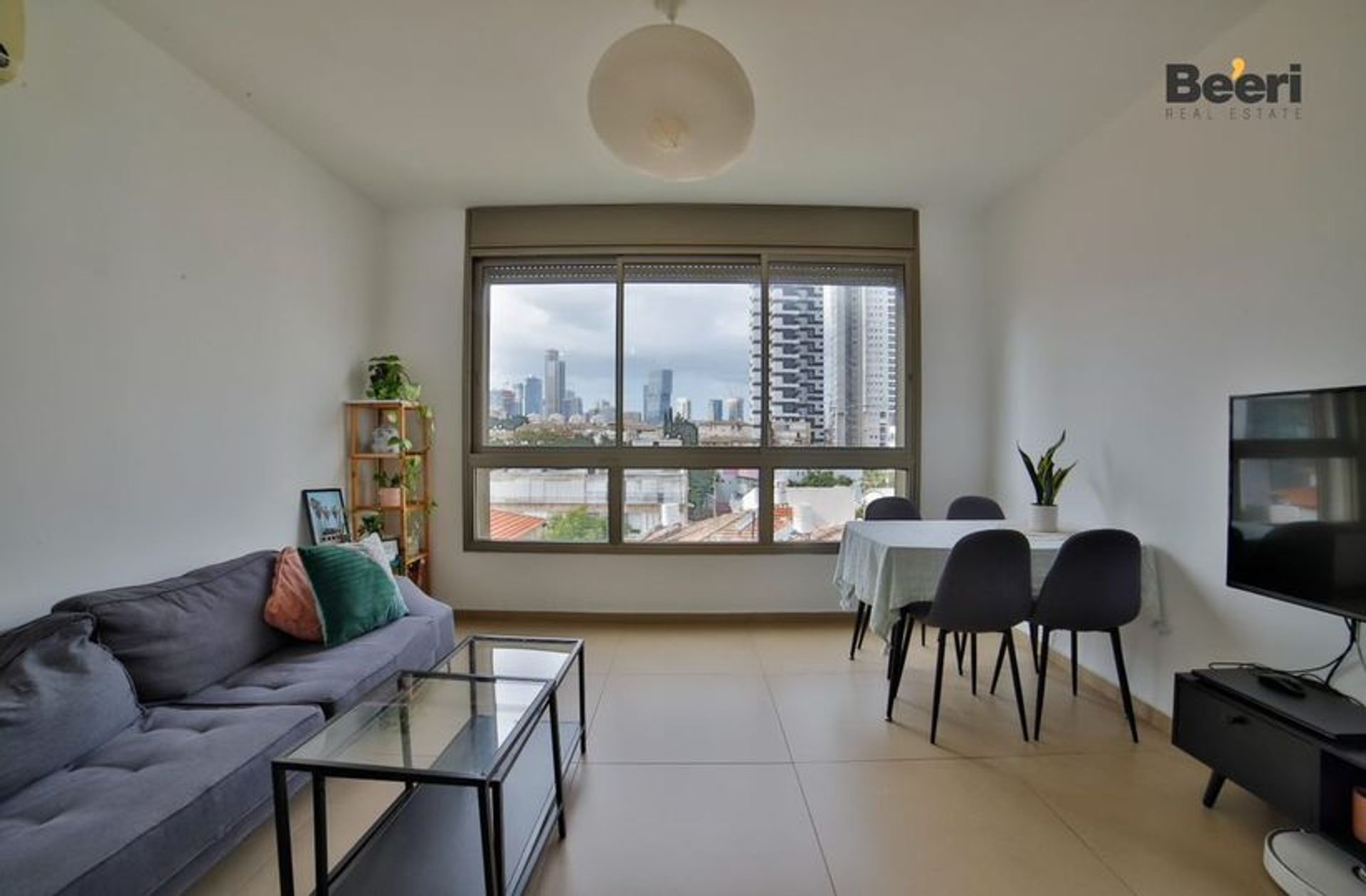 Кондоминиум в Ramat Gan, Tel Aviv District 11505392