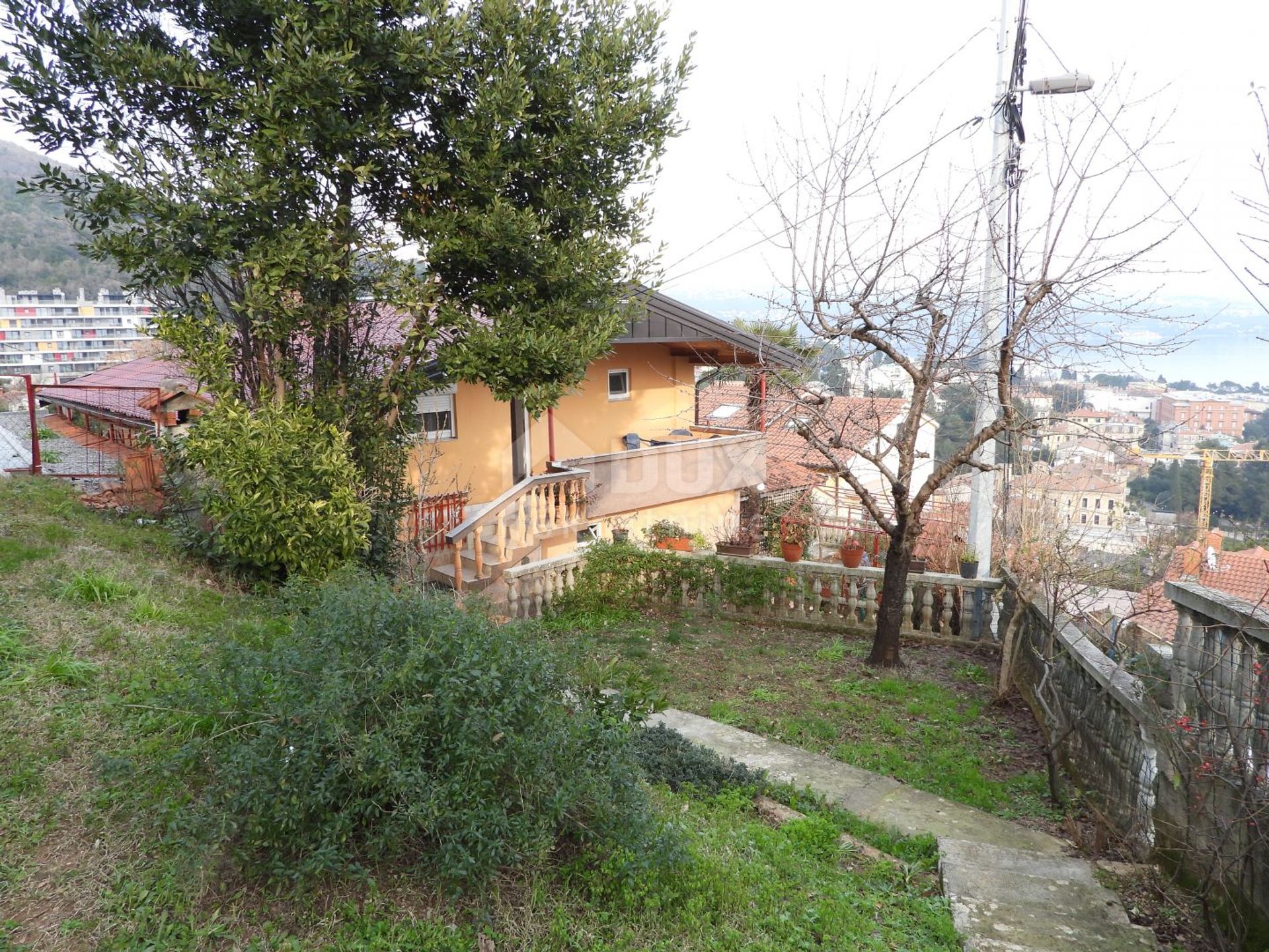 σπίτι σε Opatija, Primorje-Gorski Kotar County 11505475