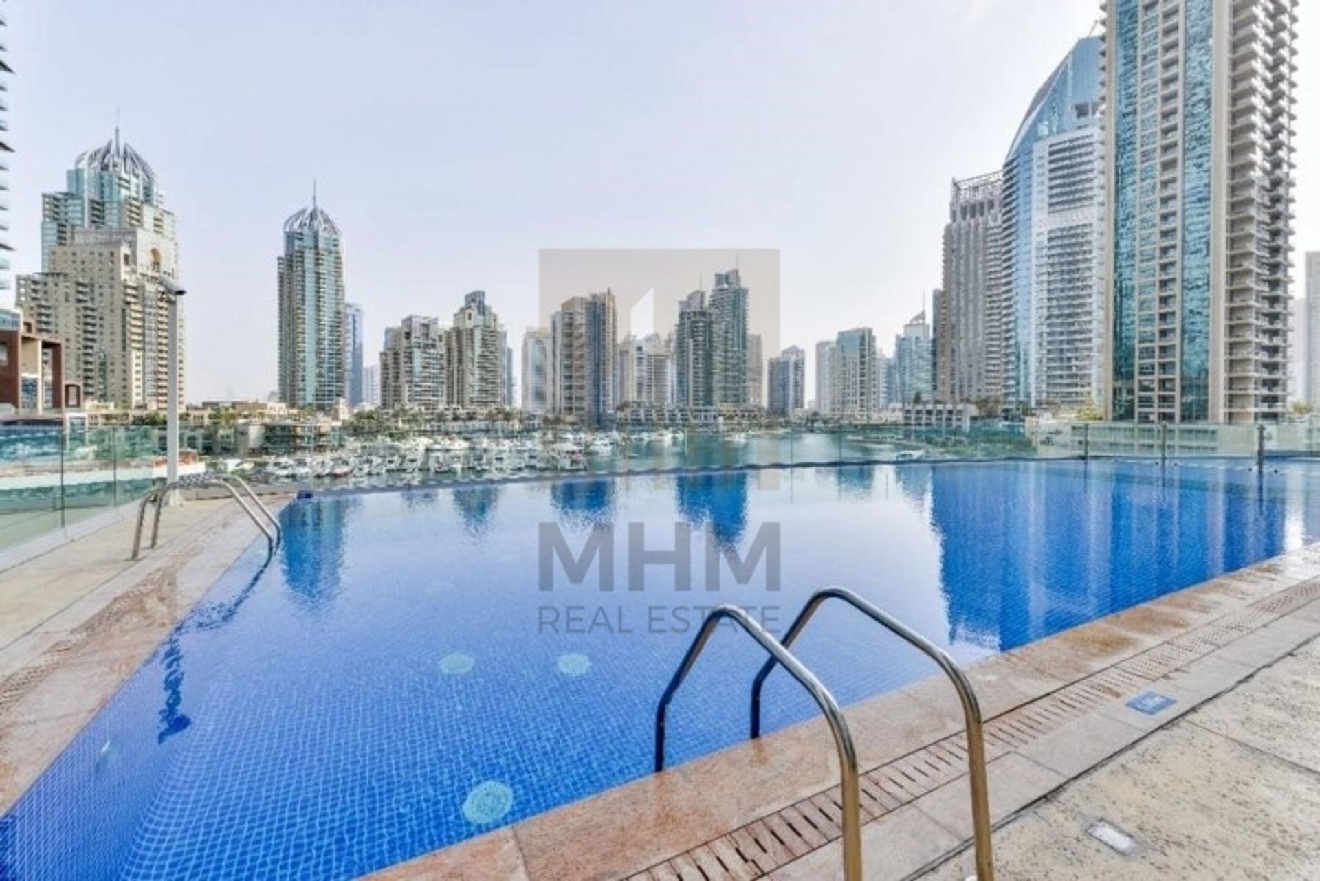 Condominium dans Dubai, Dubai 11506894