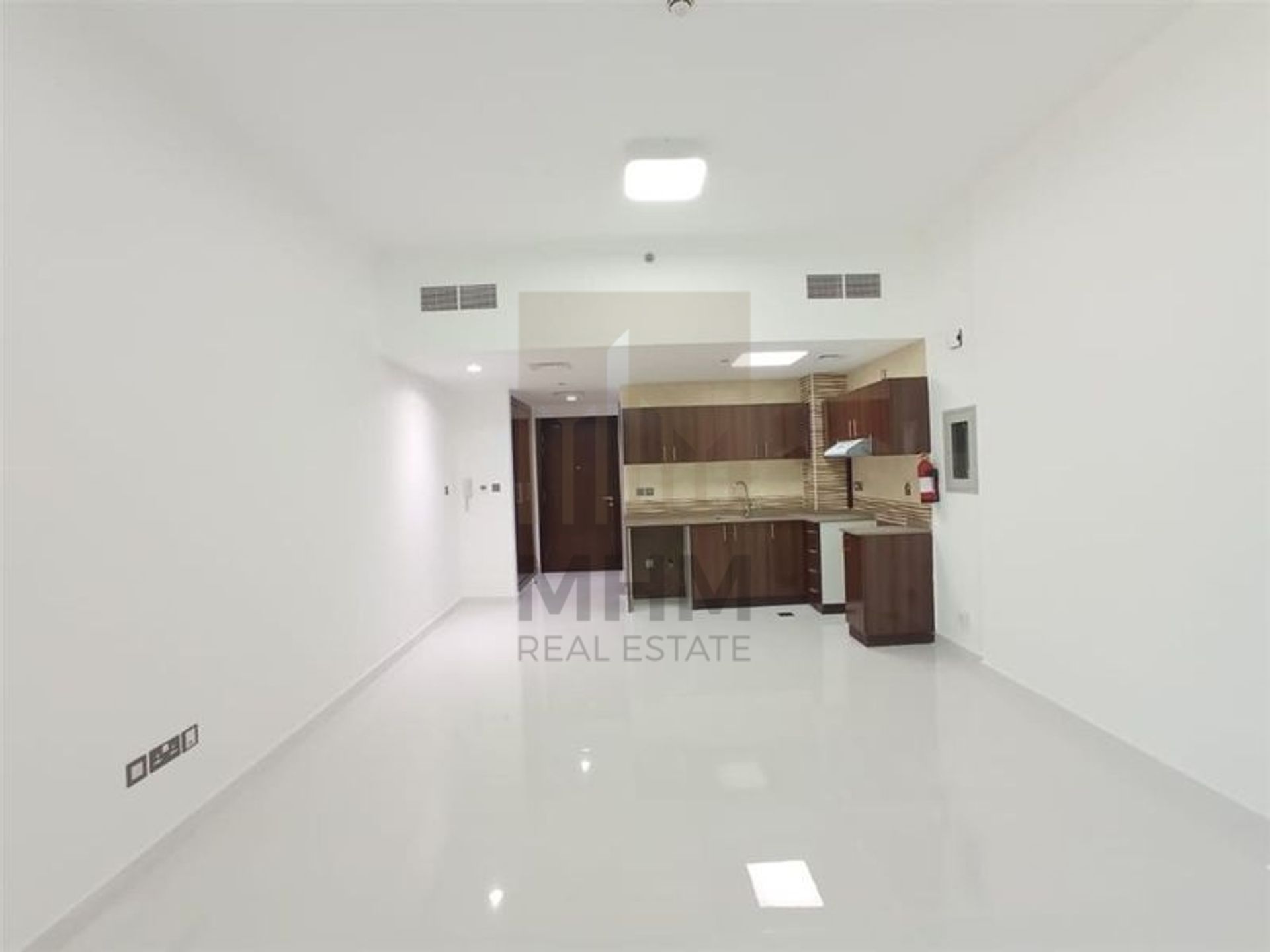 Condominium in Warisaan, Dubayy 11506973