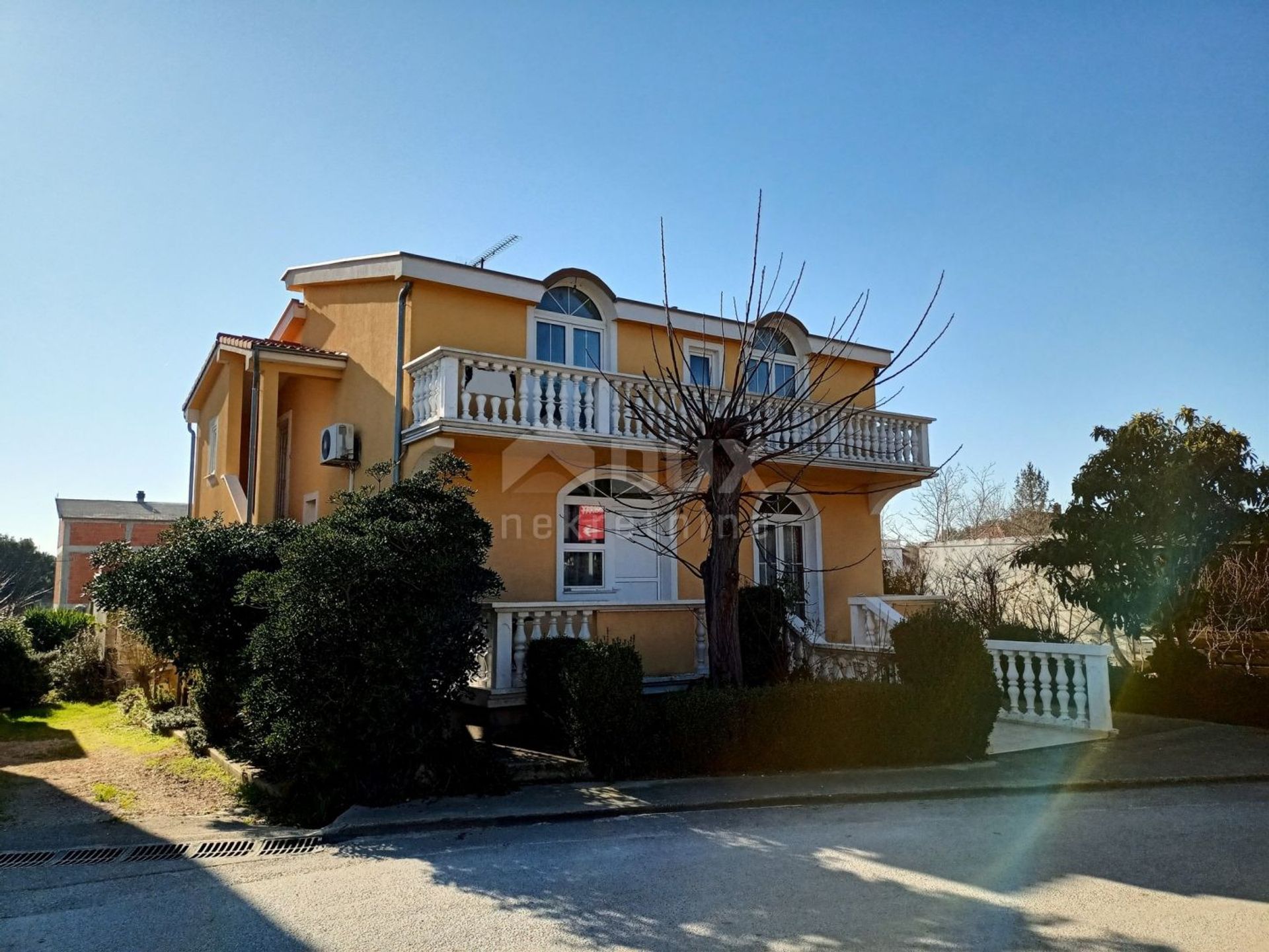 casa en Pakostane, Zadarska Zupanija 11507448