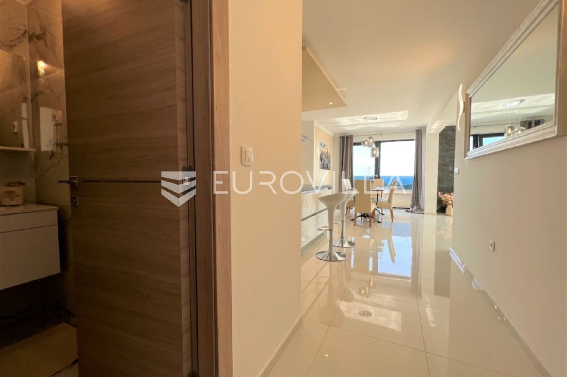 Condominium dans Ližnjan, Istarska županija 11507698