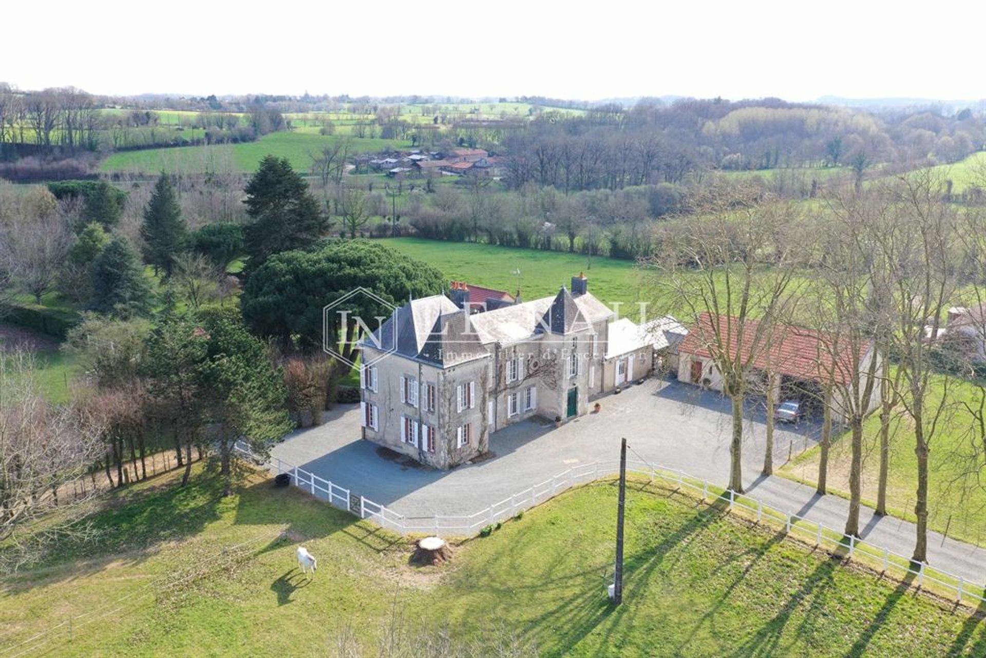 Haus im Pouzauges, Pays de la Loire 11508148