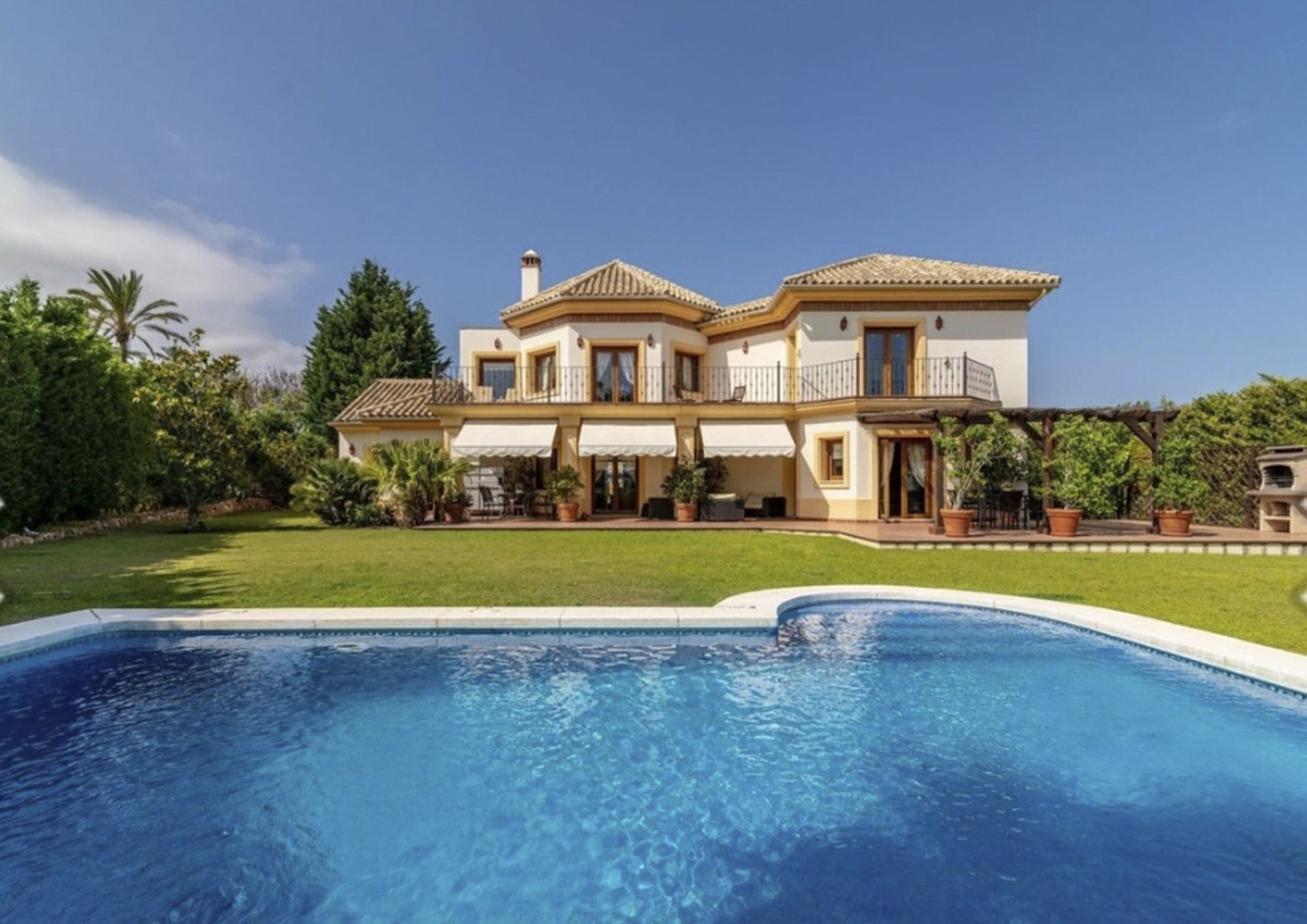 House in Benahavis, Andalusia 11508390