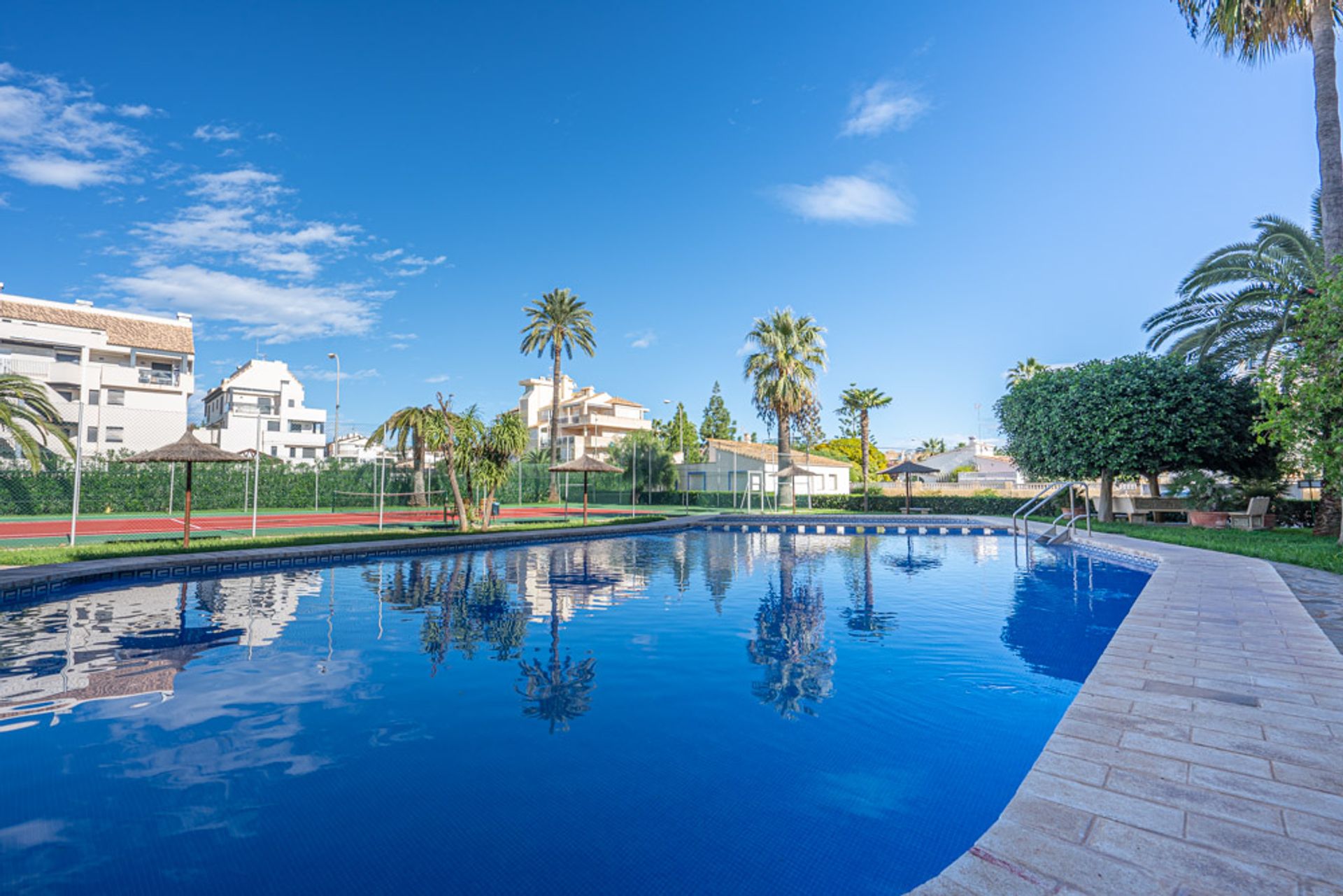 Condominium in Denia, Comunidad Valenciana 11509454