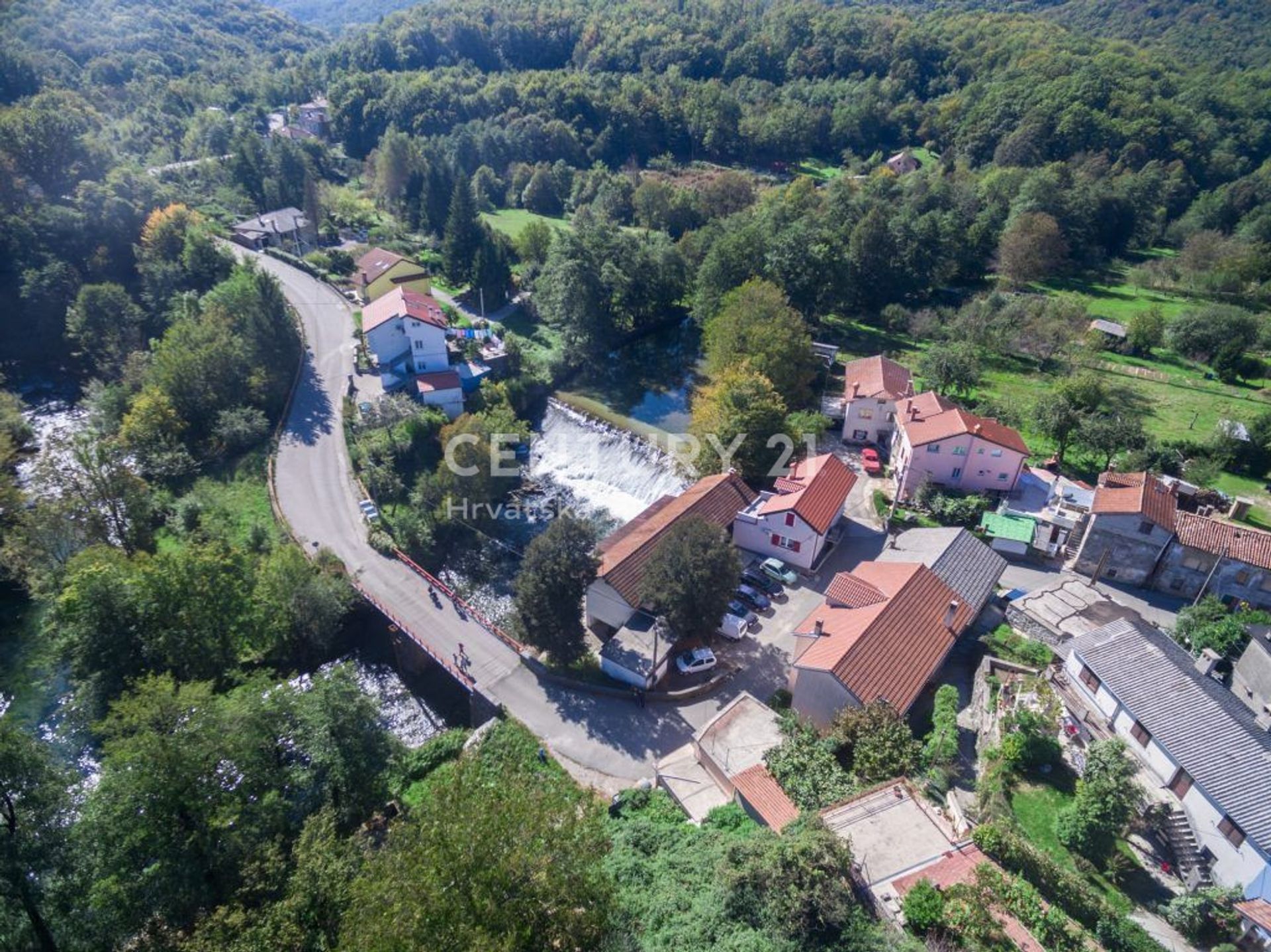 Land in Trsat, Primorsko-Goranska Zupanija 11510224