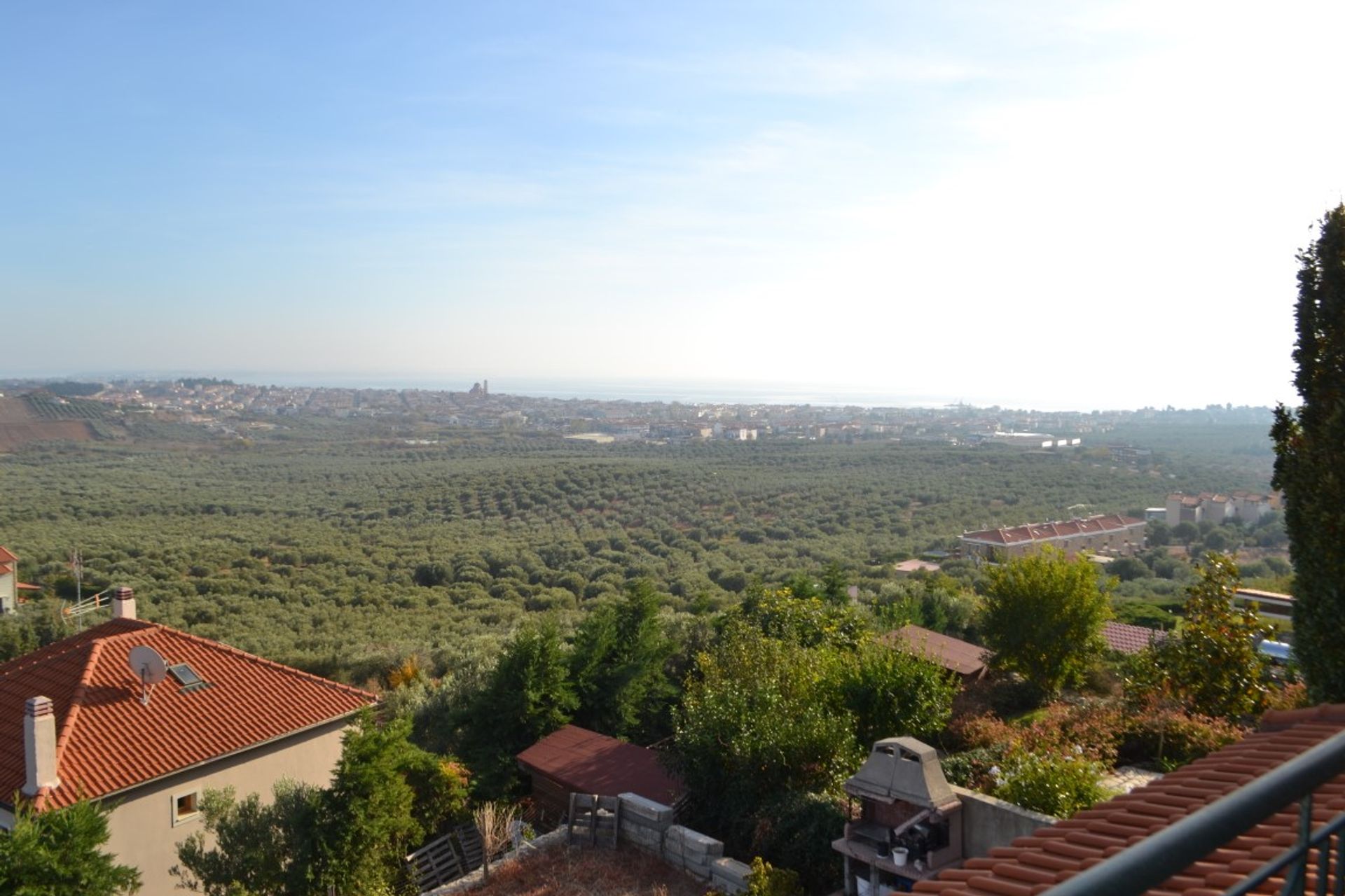 rumah dalam Nea Moudania, Kentriki Makedonia 11511921