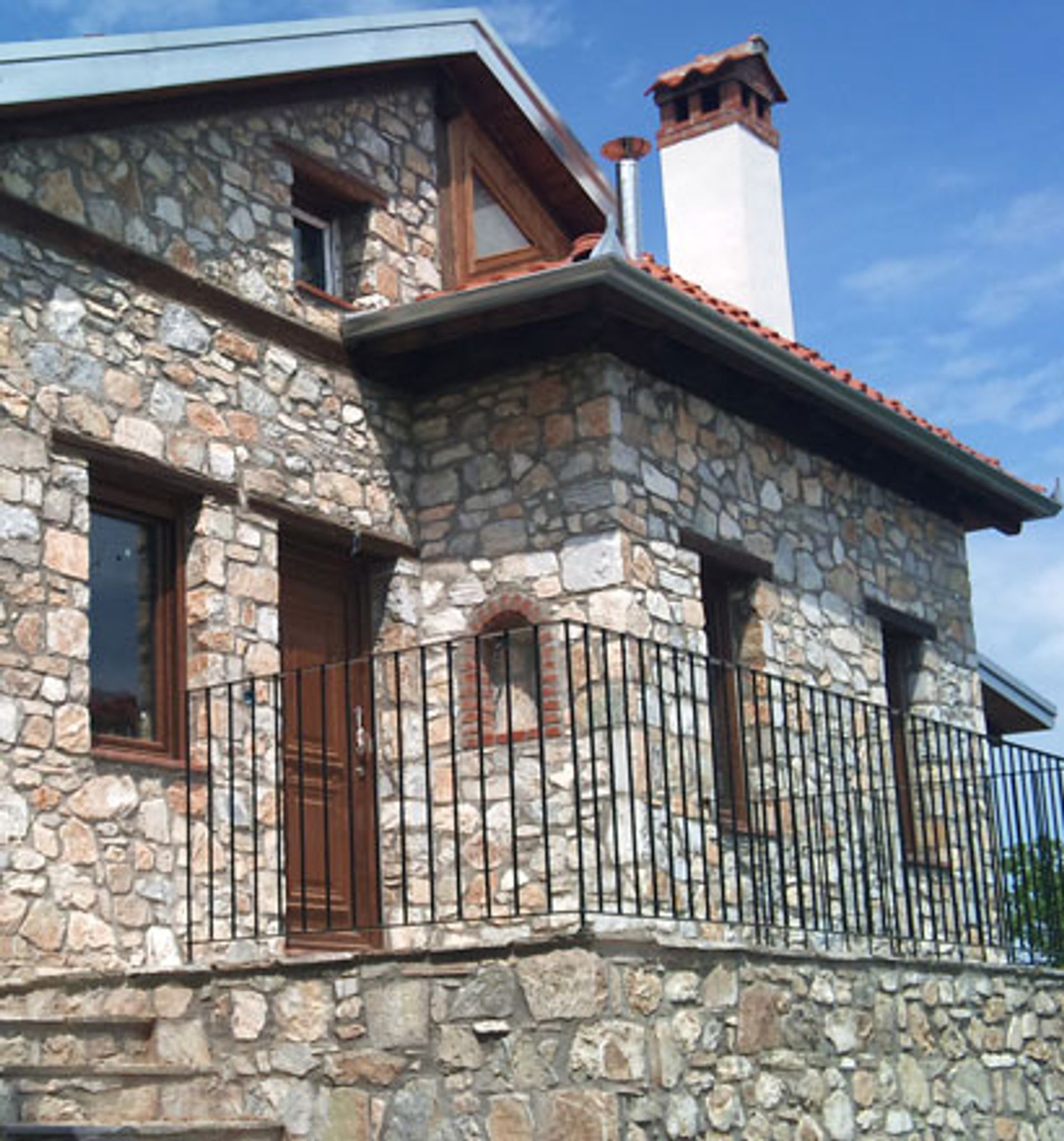 Hus i Elatochori, Kentriki Makedonia 11513570