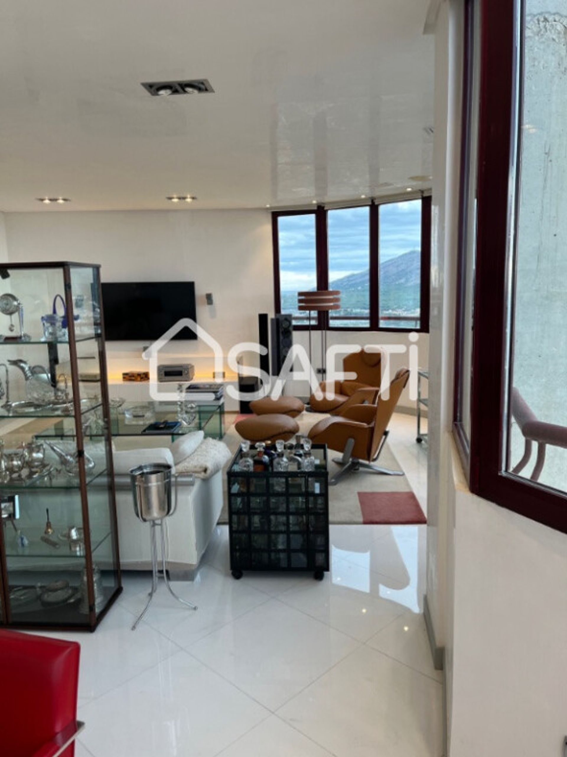 Condominium in Benidorm, Comunidad Valenciana 11513833