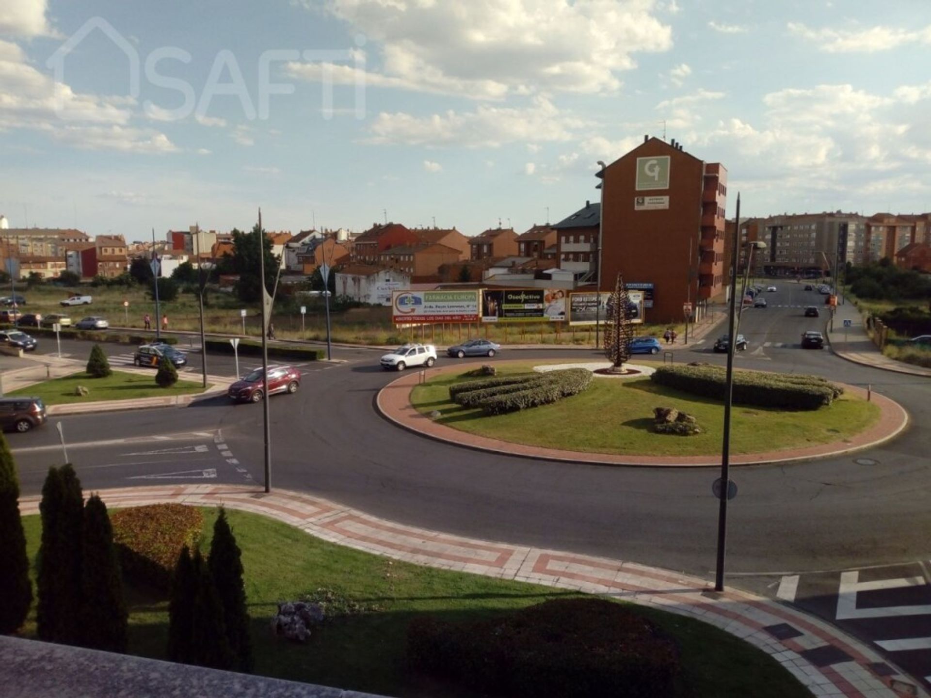 Condominium in Trobajo del Cerecedo, Castille-Leon 11514202