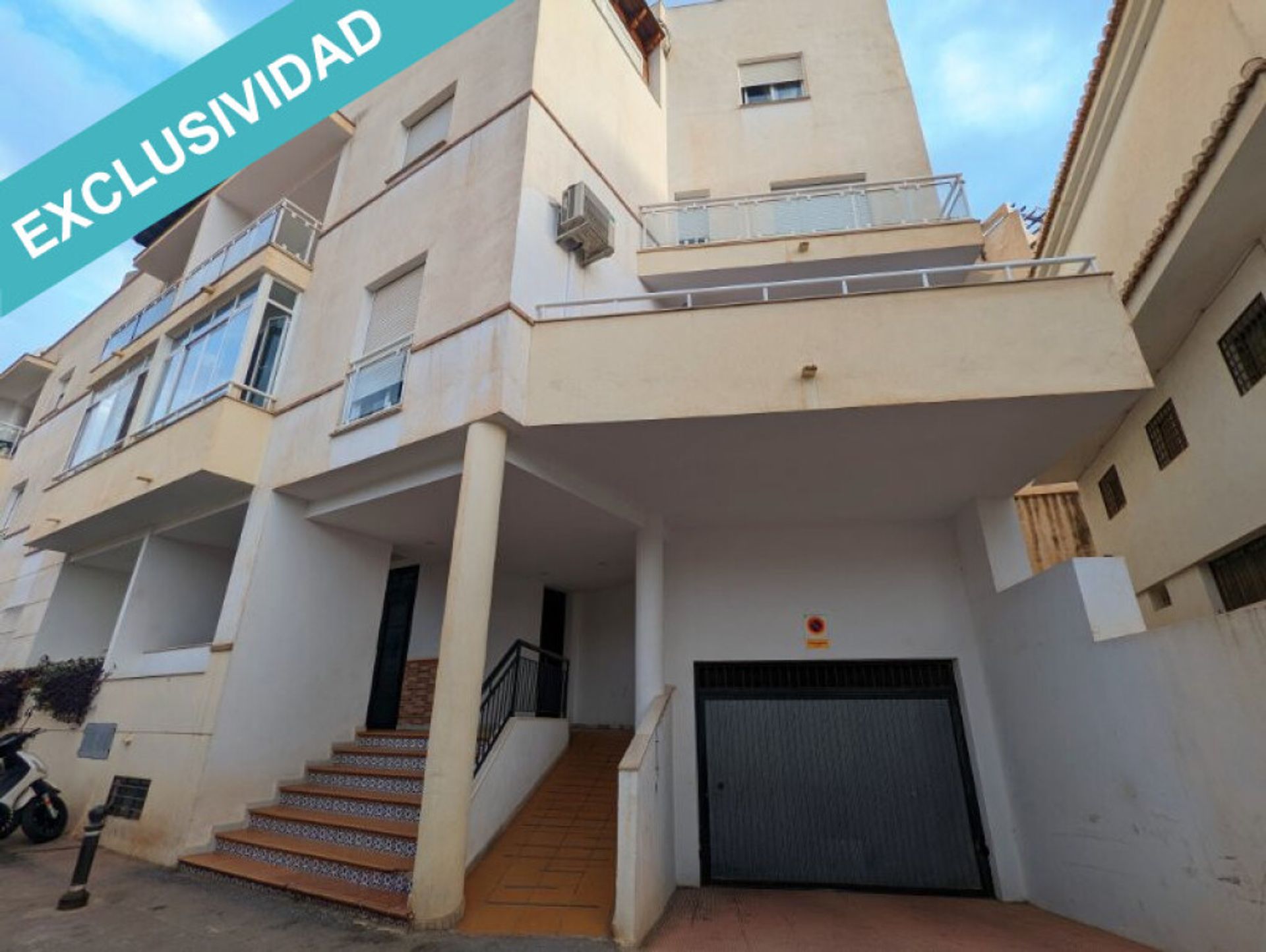 Condominium in Almuñécar, Andalucía 11514284