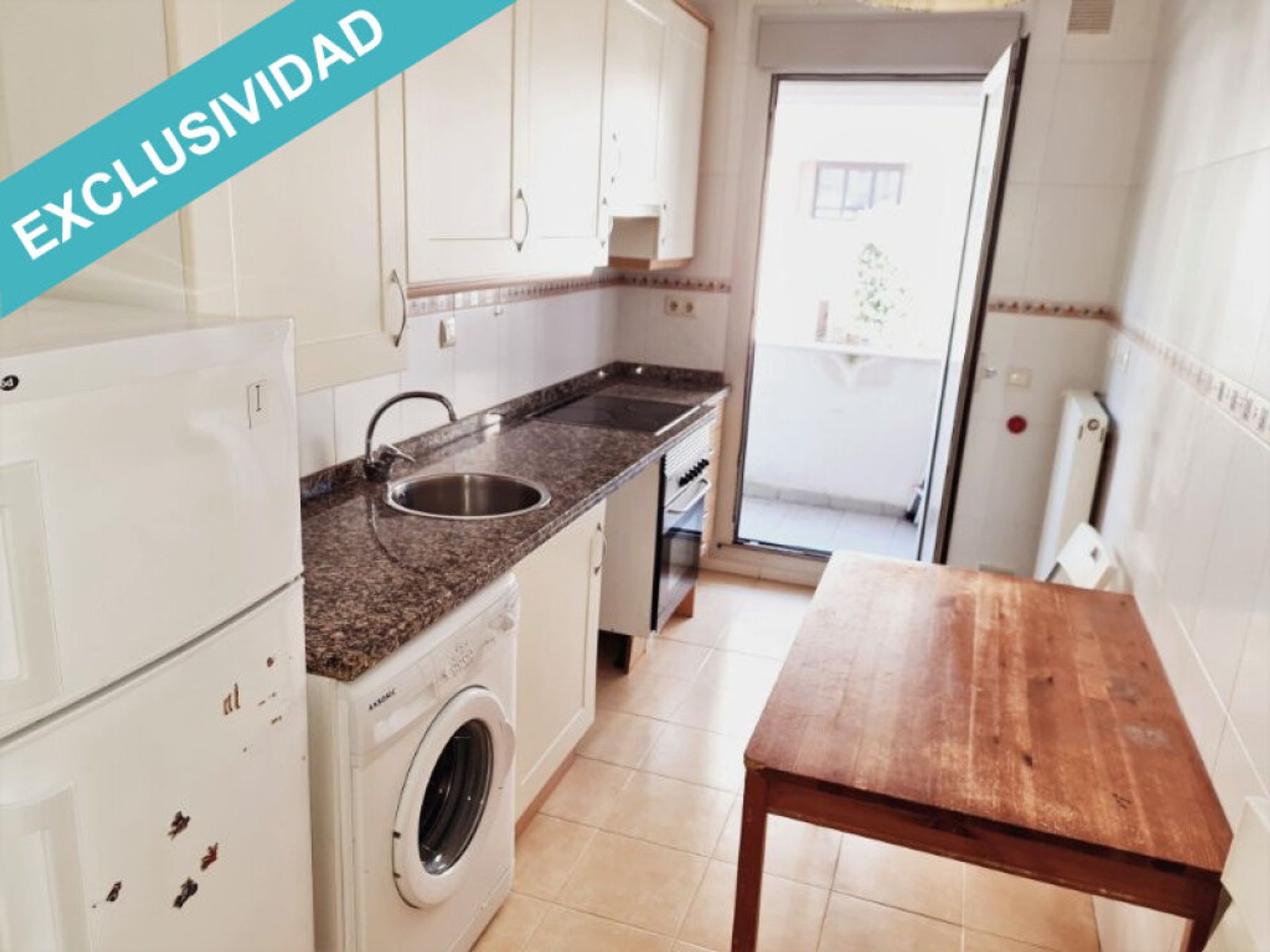 Condominium in Oviedo, Principado de Asturias 11515303