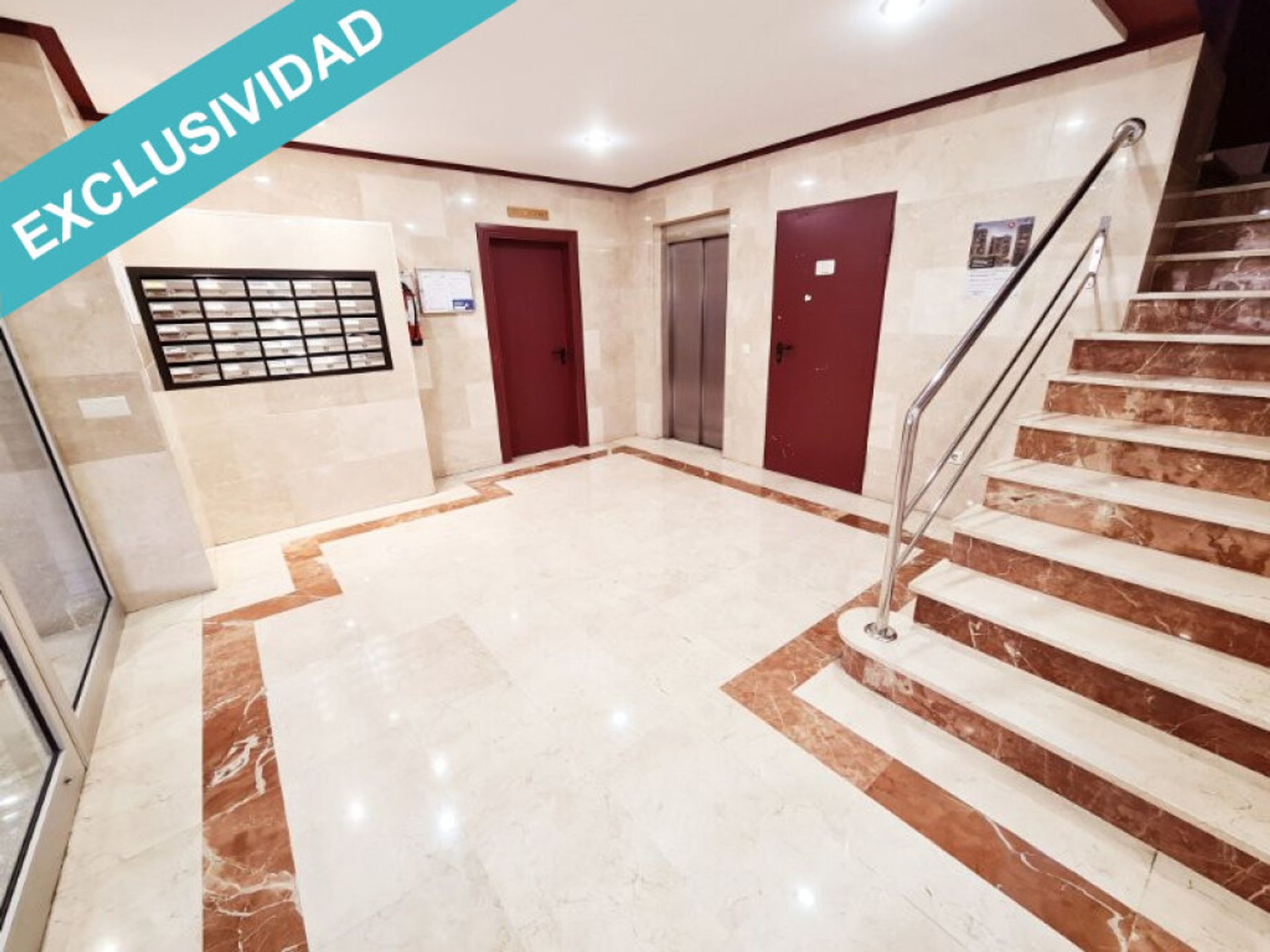 Condominium in Oviedo, Principado de Asturias 11515303