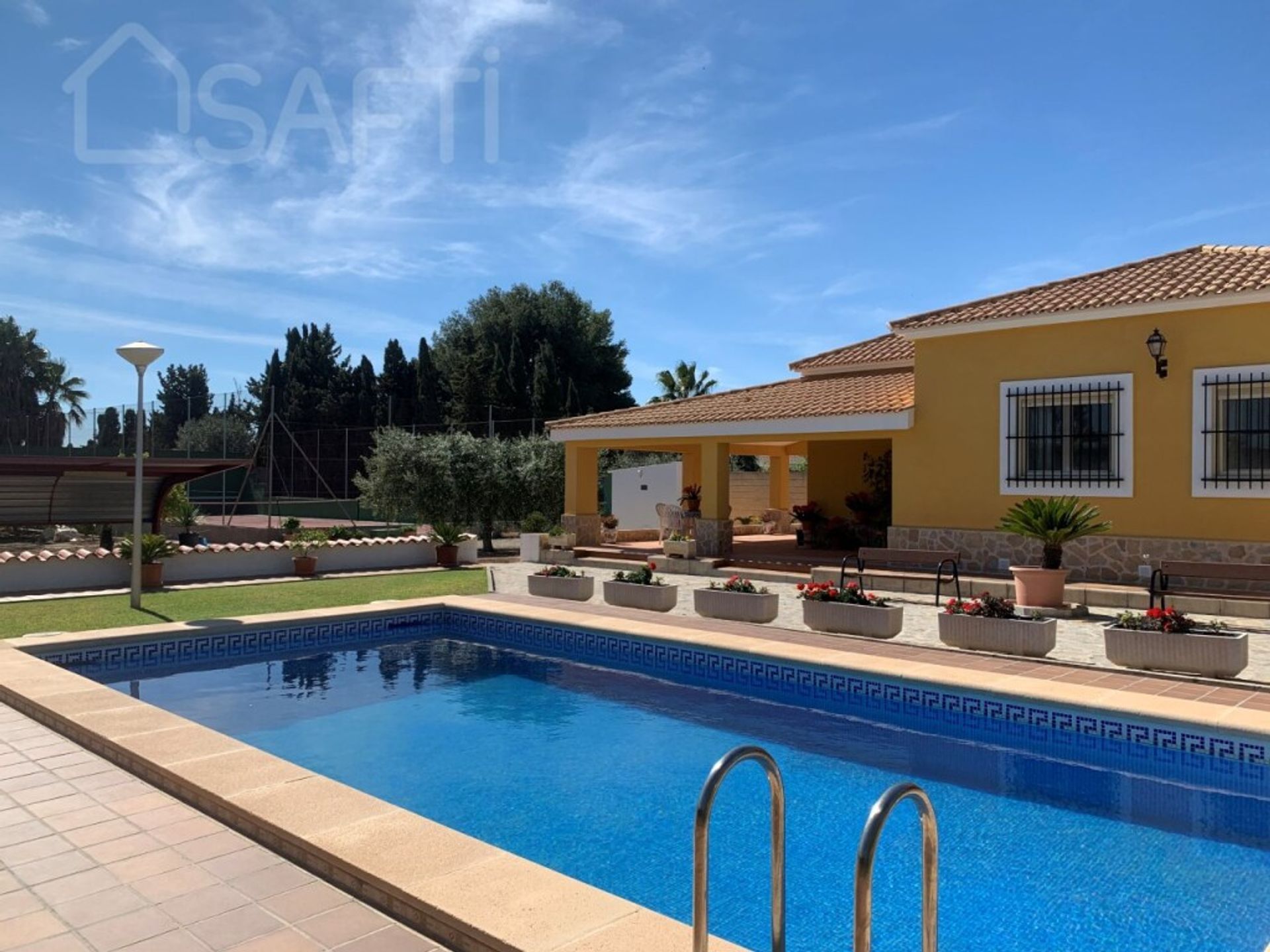 House in Mutxamel, Comunidad Valenciana 11515459